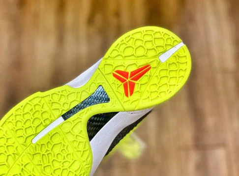 NIKE KOBE 6 x SUPREME CHAOS - Soul Replicas