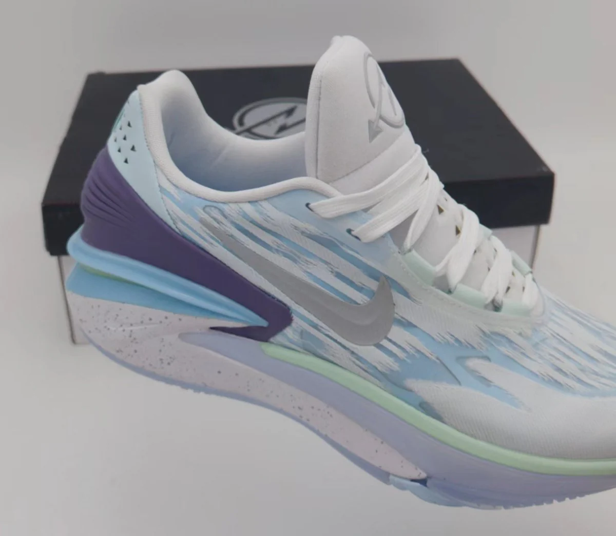 NIKE ZOOM G.T. CUT 2 x DARE TO FLY - Soul Replicas