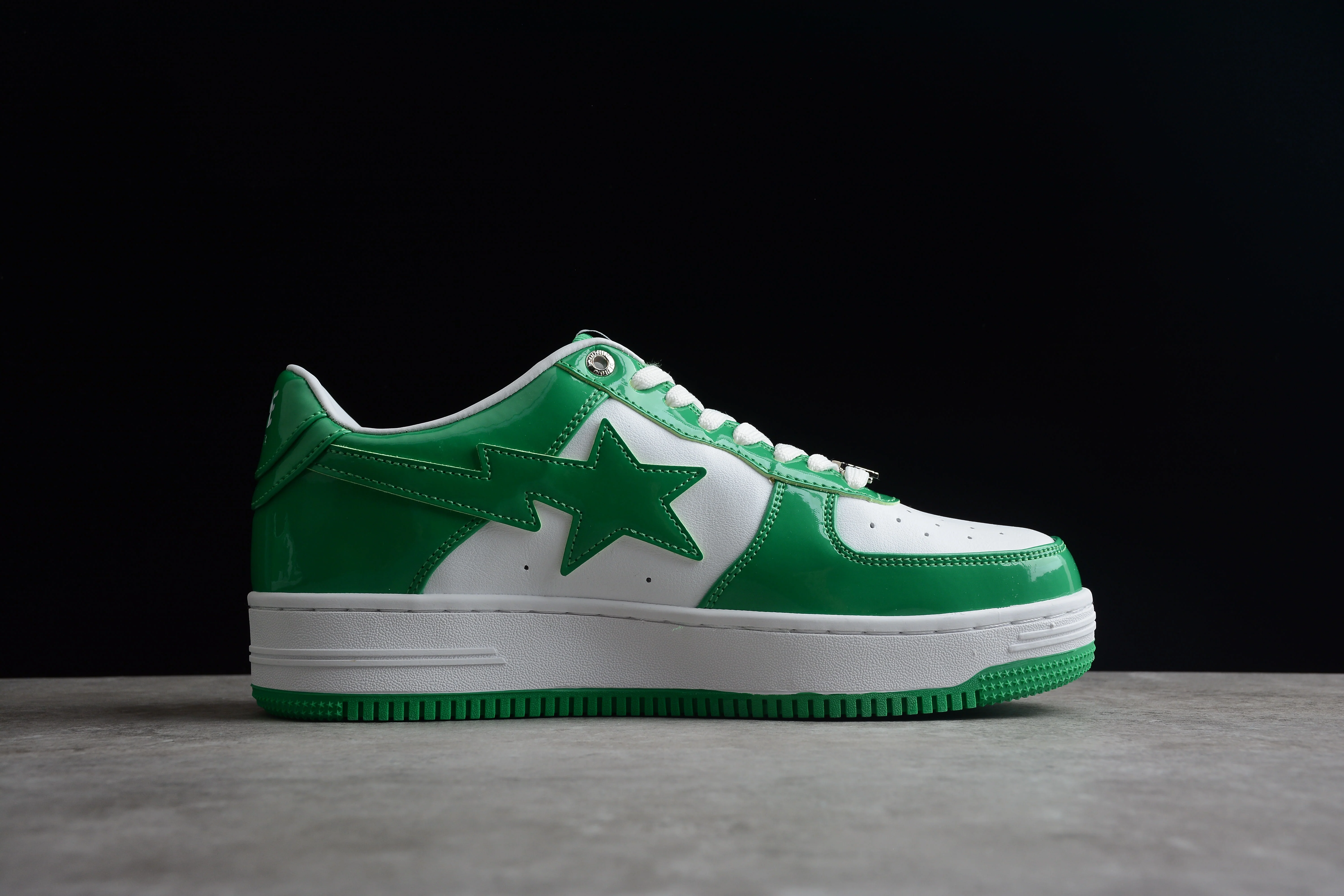 BAPE STA Low-Top Green and White Sneakers - Soul Replicas
