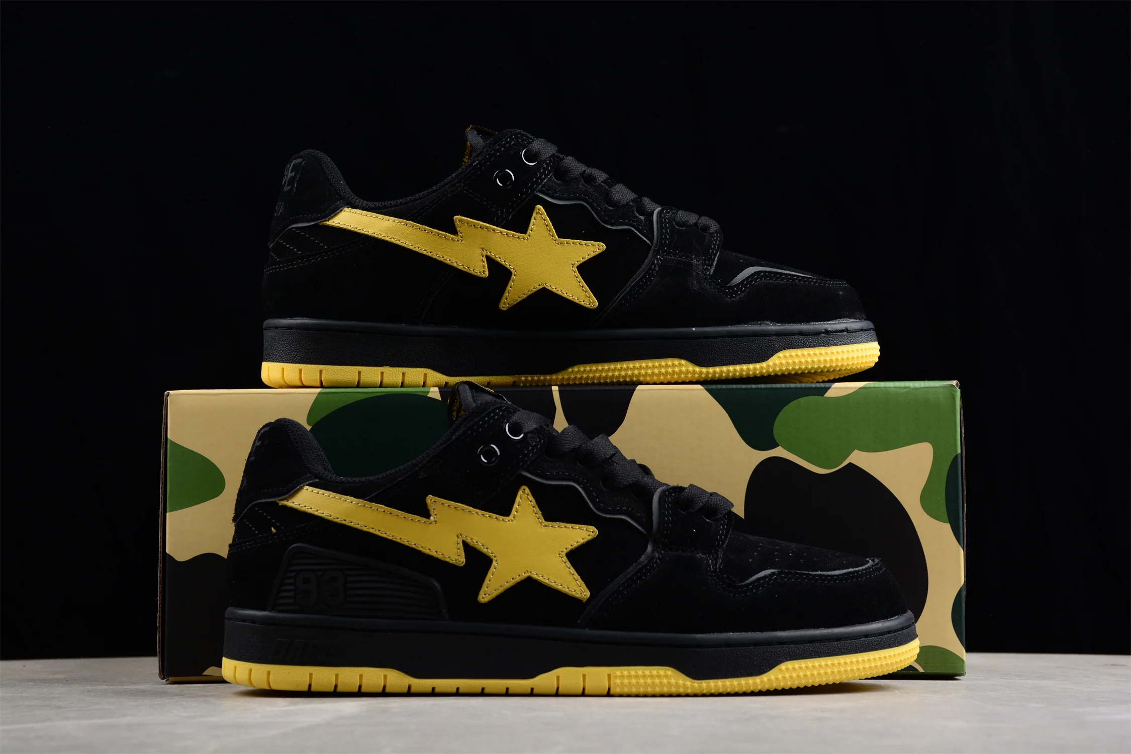 BAPE STA Low-Top Sneakers in Black and Yellow - Soul Replicas