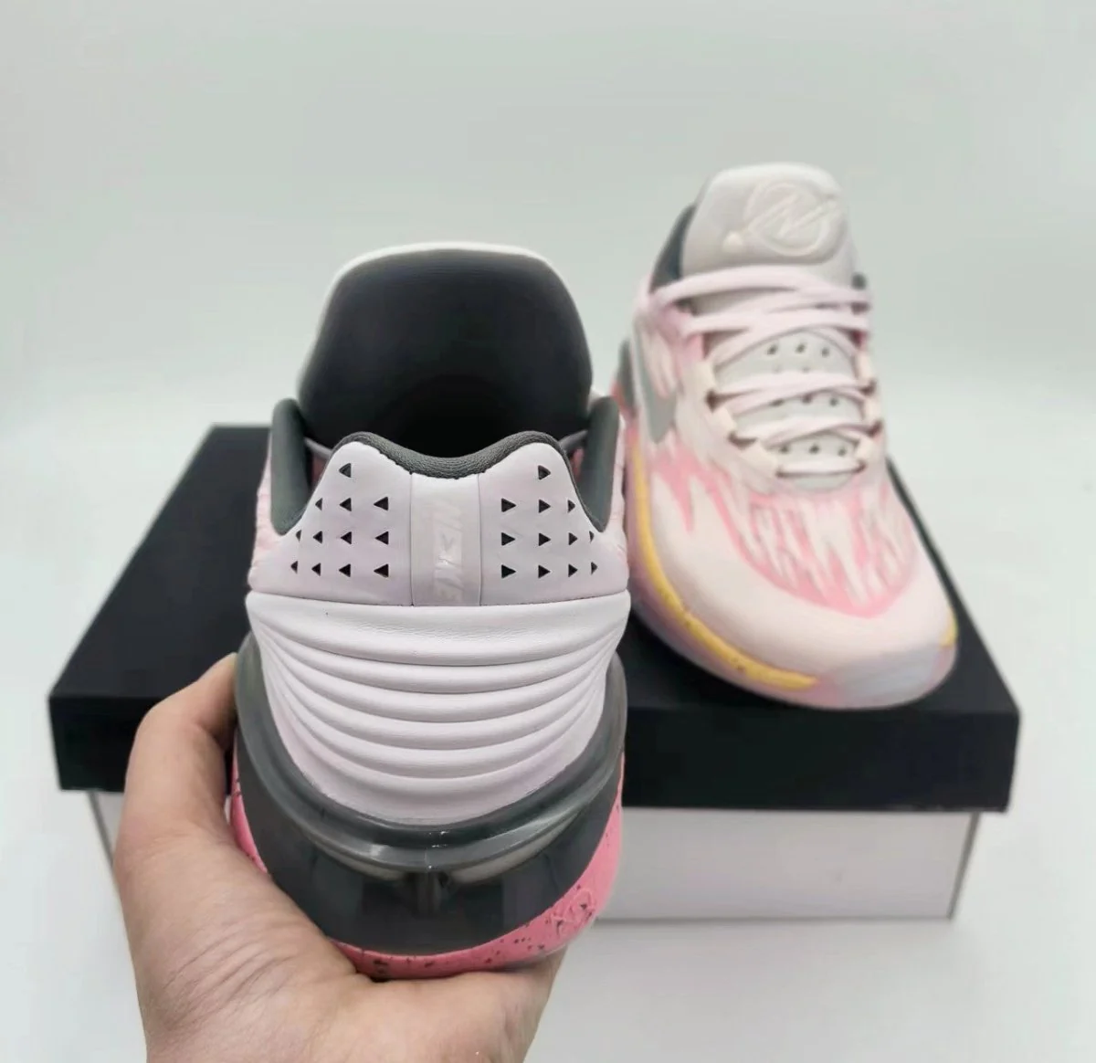 NIKE ZOOM G.T. CUT 2 x PEARL PINK - Soul Replicas