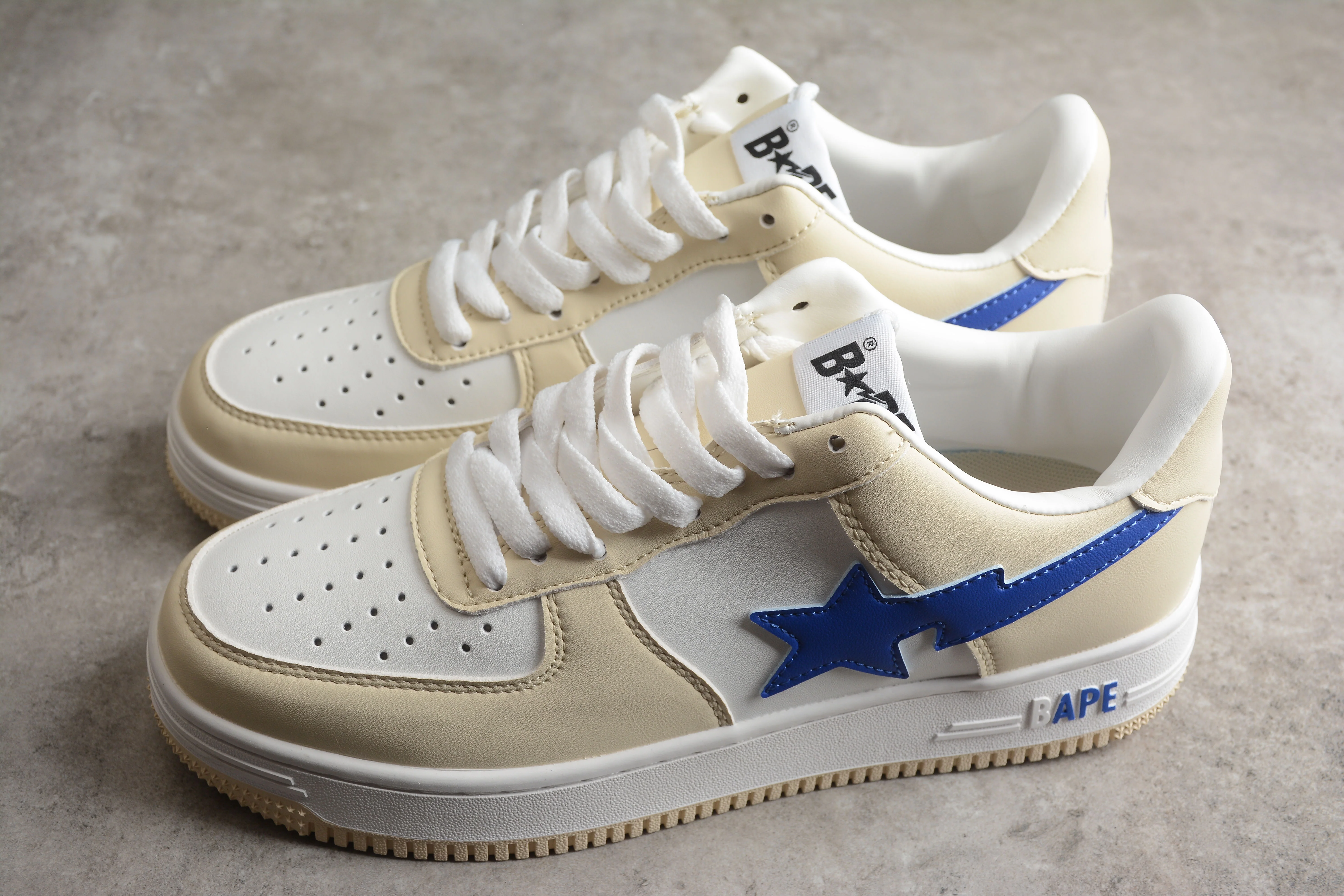 BAPE STA Low-Top Sneakers in Cream and Blue - Soul Replicas