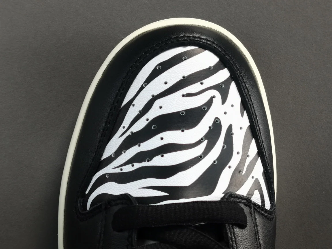 NIKE SB DUNK x QUARTERSNACKS ZEBRA - Soul Replicas