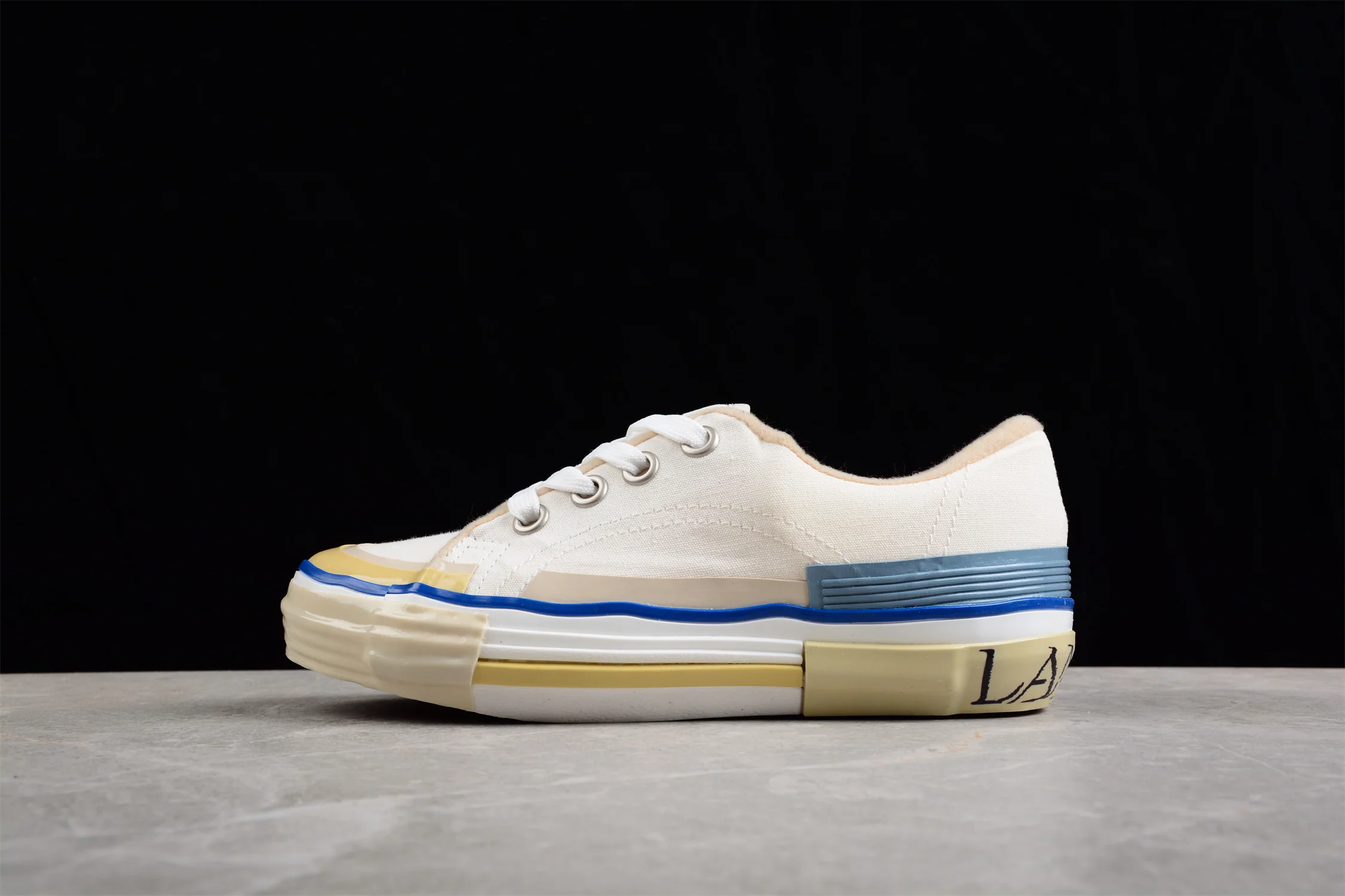 Classic Canvas Low Top Sneakers - Soul Replicas