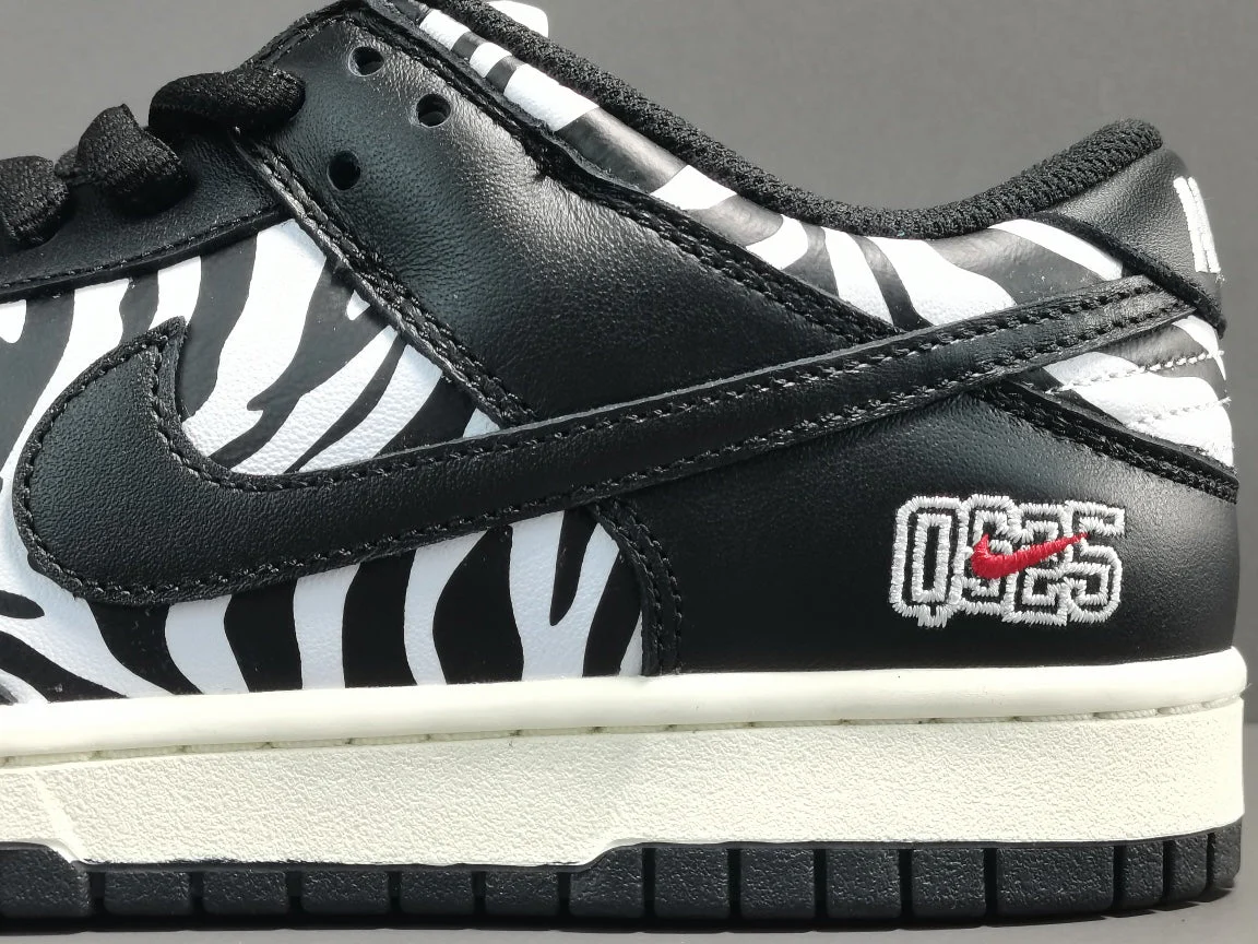 NIKE SB DUNK x QUARTERSNACKS ZEBRA - Soul Replicas