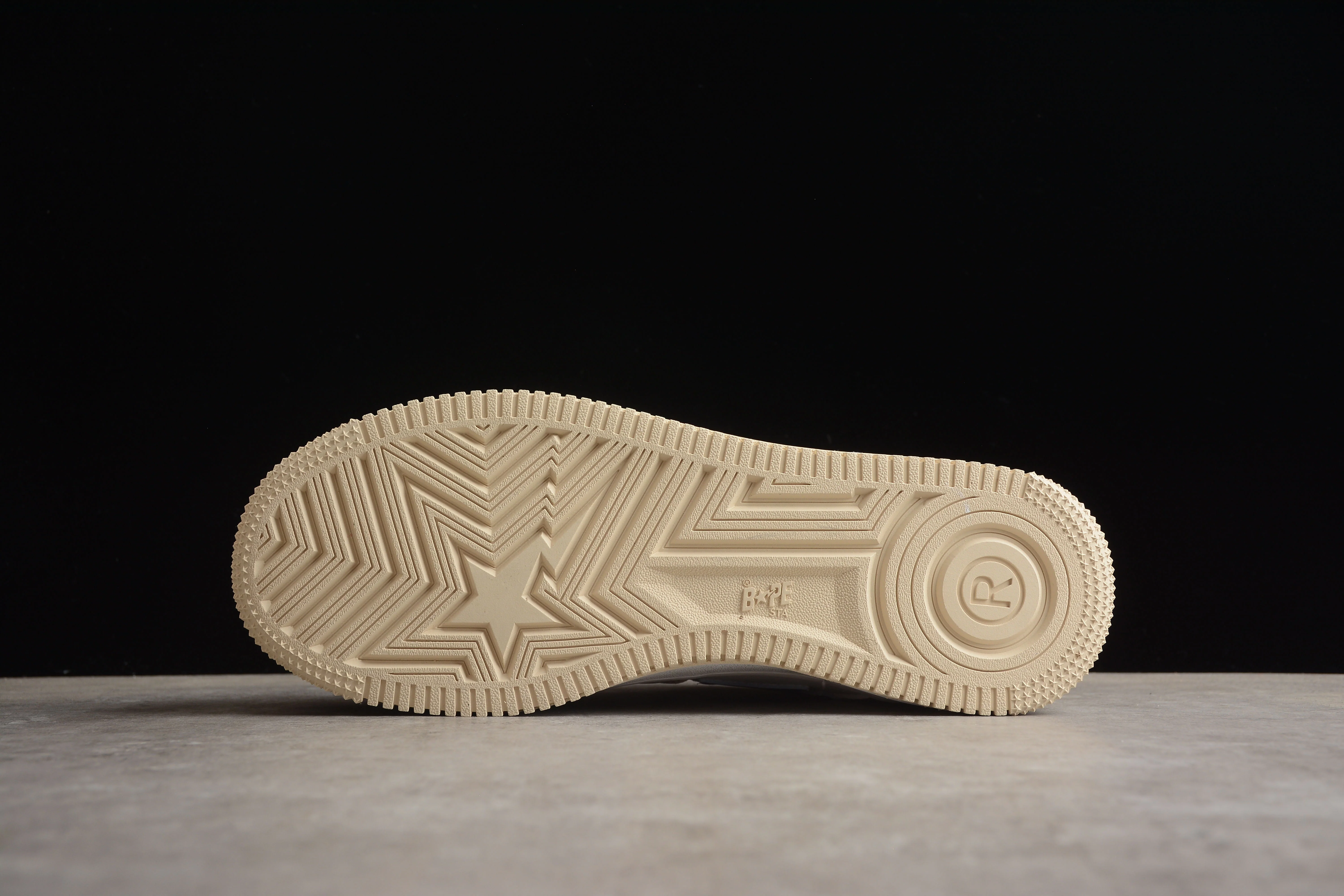 BAPE STA Low-Top Sneakers in Cream and Blue - Soul Replicas