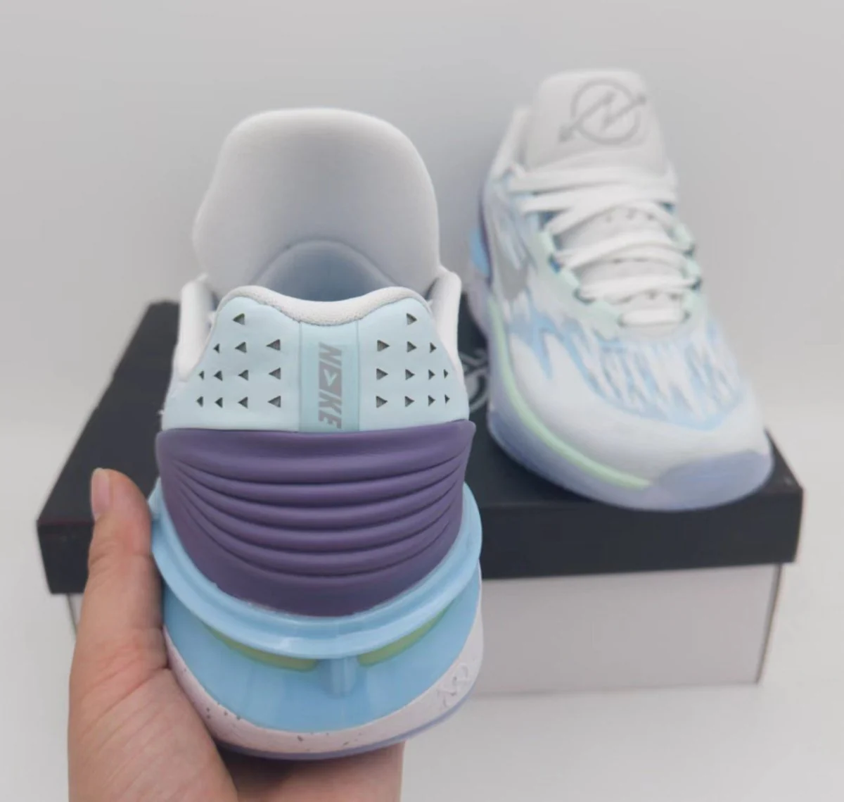 NIKE ZOOM G.T. CUT 2 x DARE TO FLY - Soul Replicas