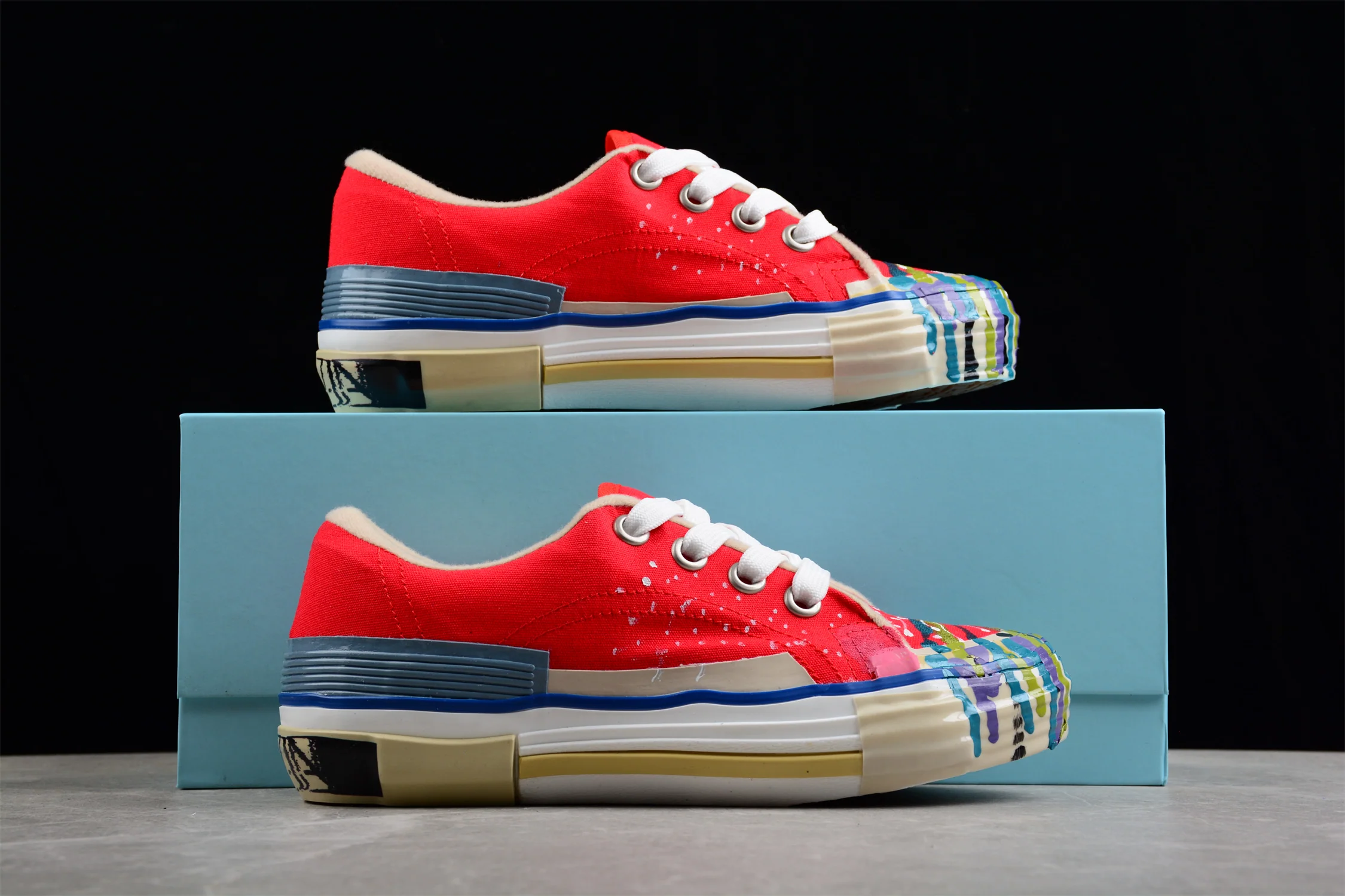 Vibrant Canvas Low Top Sneakers - Soul Replicas