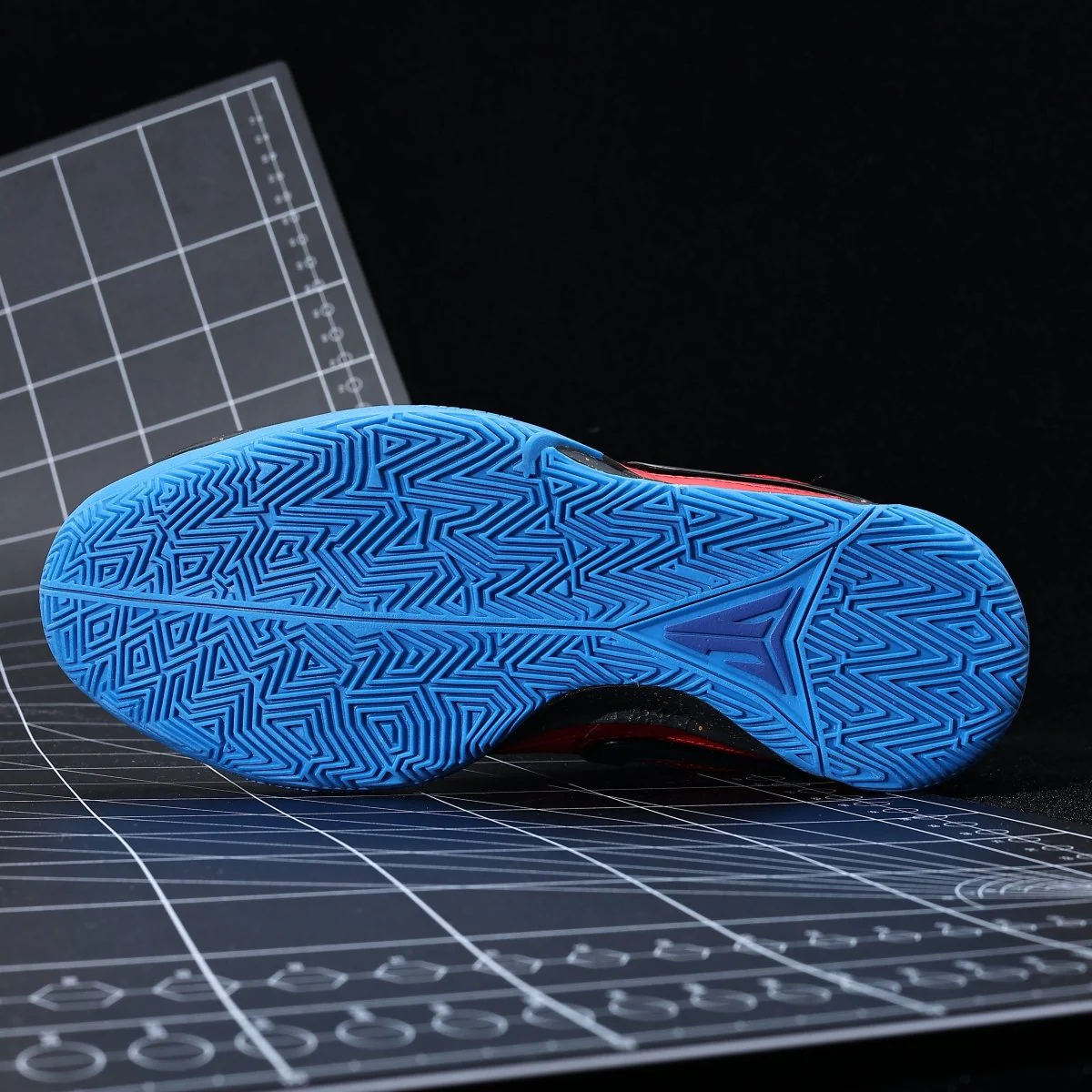 NIKE JA 1 x HUNGER - Soul Replicas