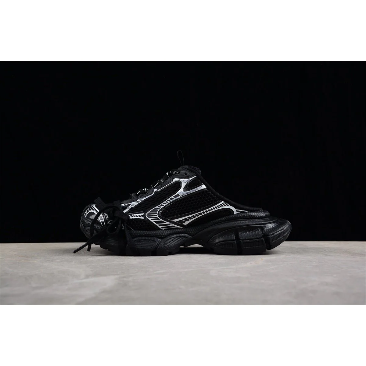 BALENCIAGA 3XL MULE x BLACK WHITE - Soul Replicas