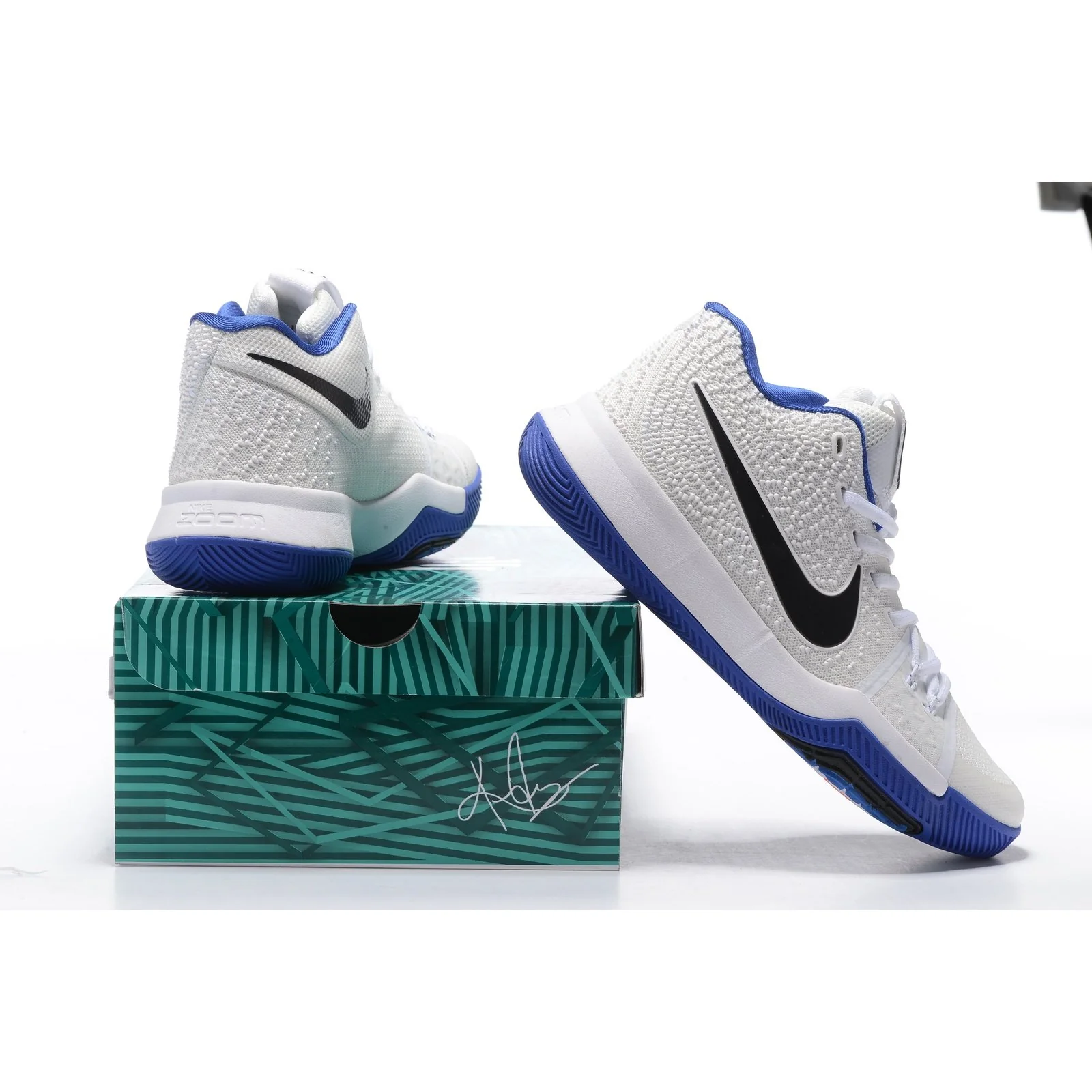 NIKE KYRIE 3 x DUKE - Soul Replicas