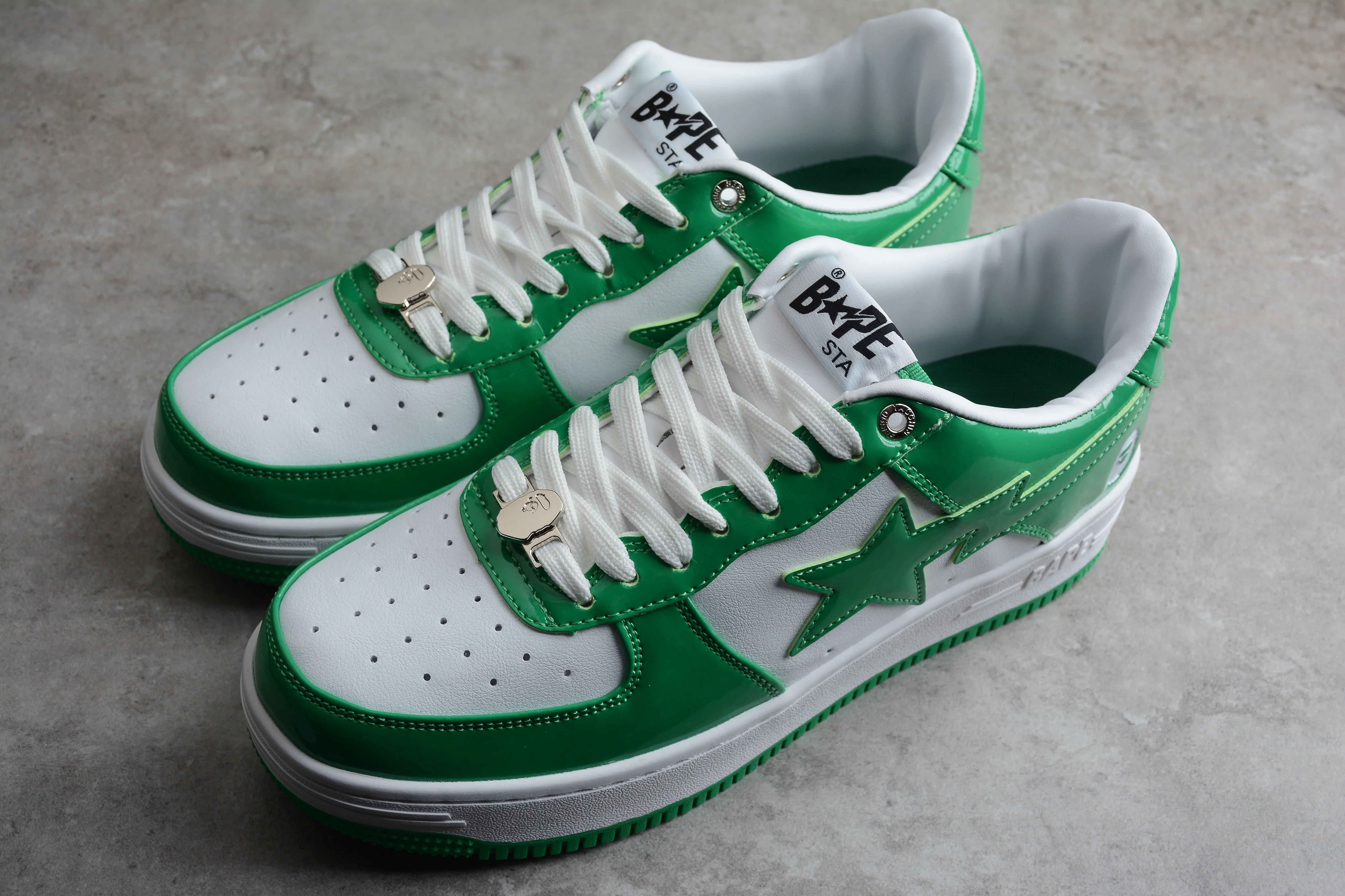 BAPE STA Low-Top Green and White Sneakers - Soul Replicas