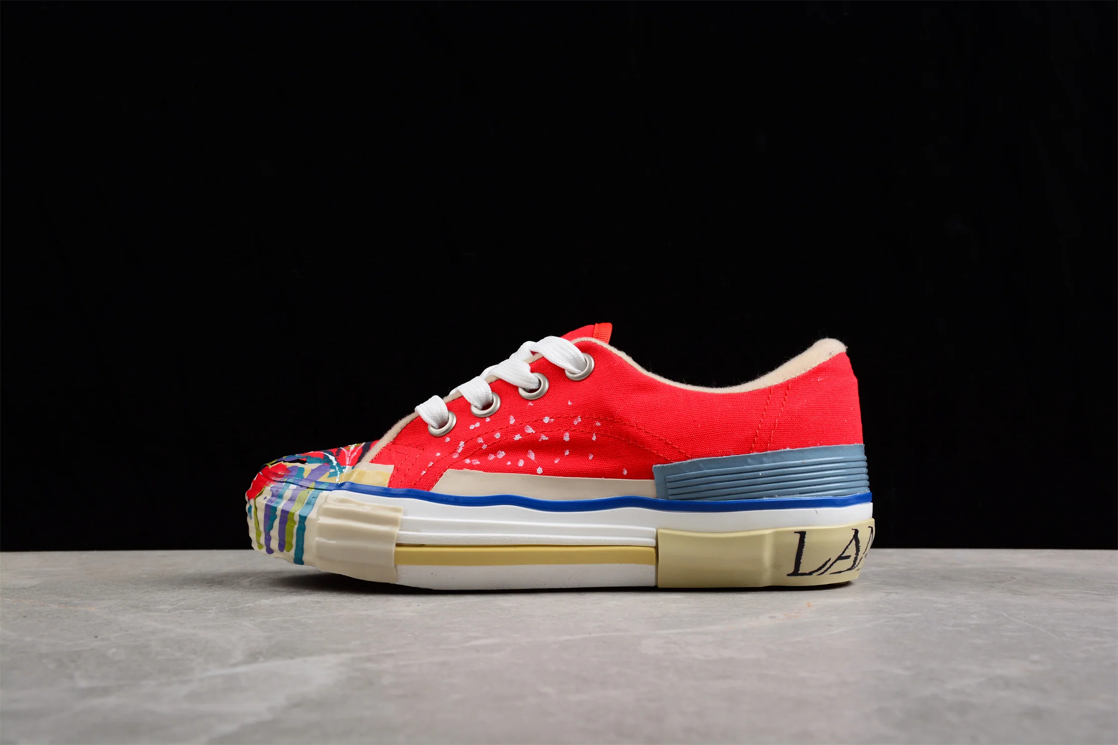 Vibrant Canvas Low Top Sneakers - Soul Replicas