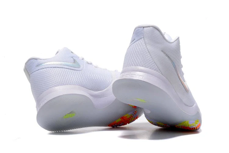 NIKE KYRIE 3 x TIME TO SHINE - Soul Replicas