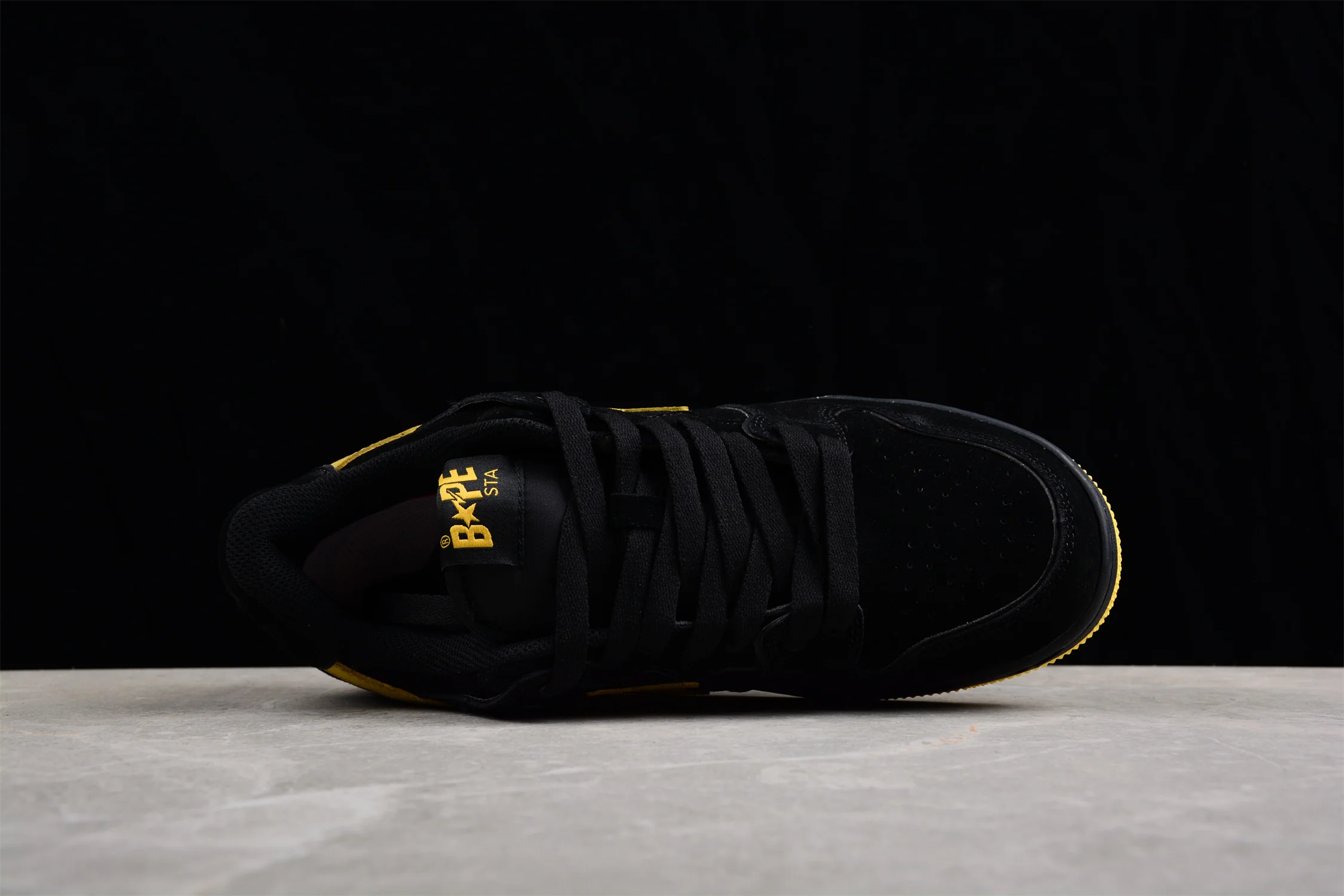 BAPE STA Low-Top Sneakers in Black and Yellow - Soul Replicas
