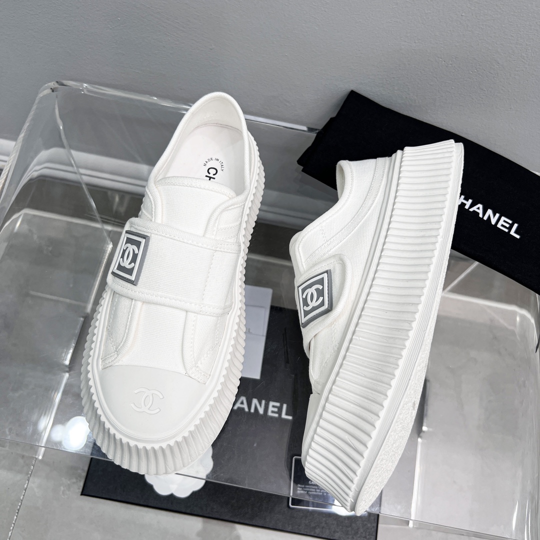 CHANEL WOMEn's Sneakers White For Women - Soul Replicas