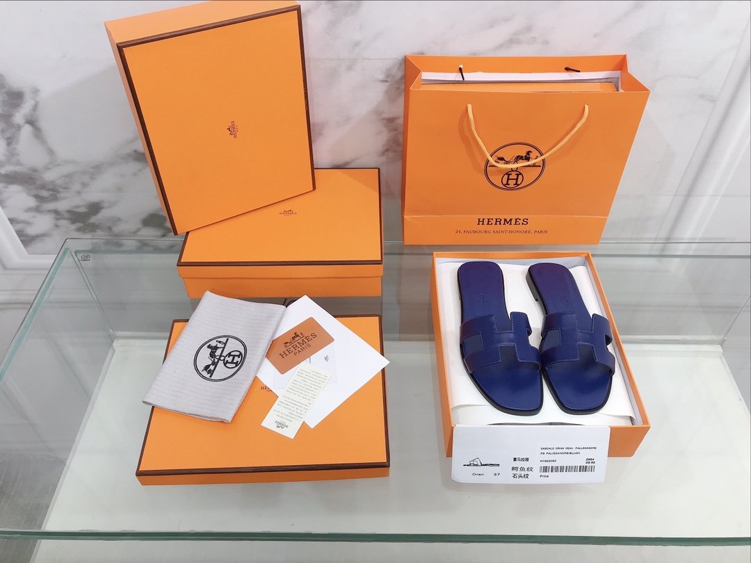 Hermes  Oran Sandal Dark Blue For Women - Soul Replicas