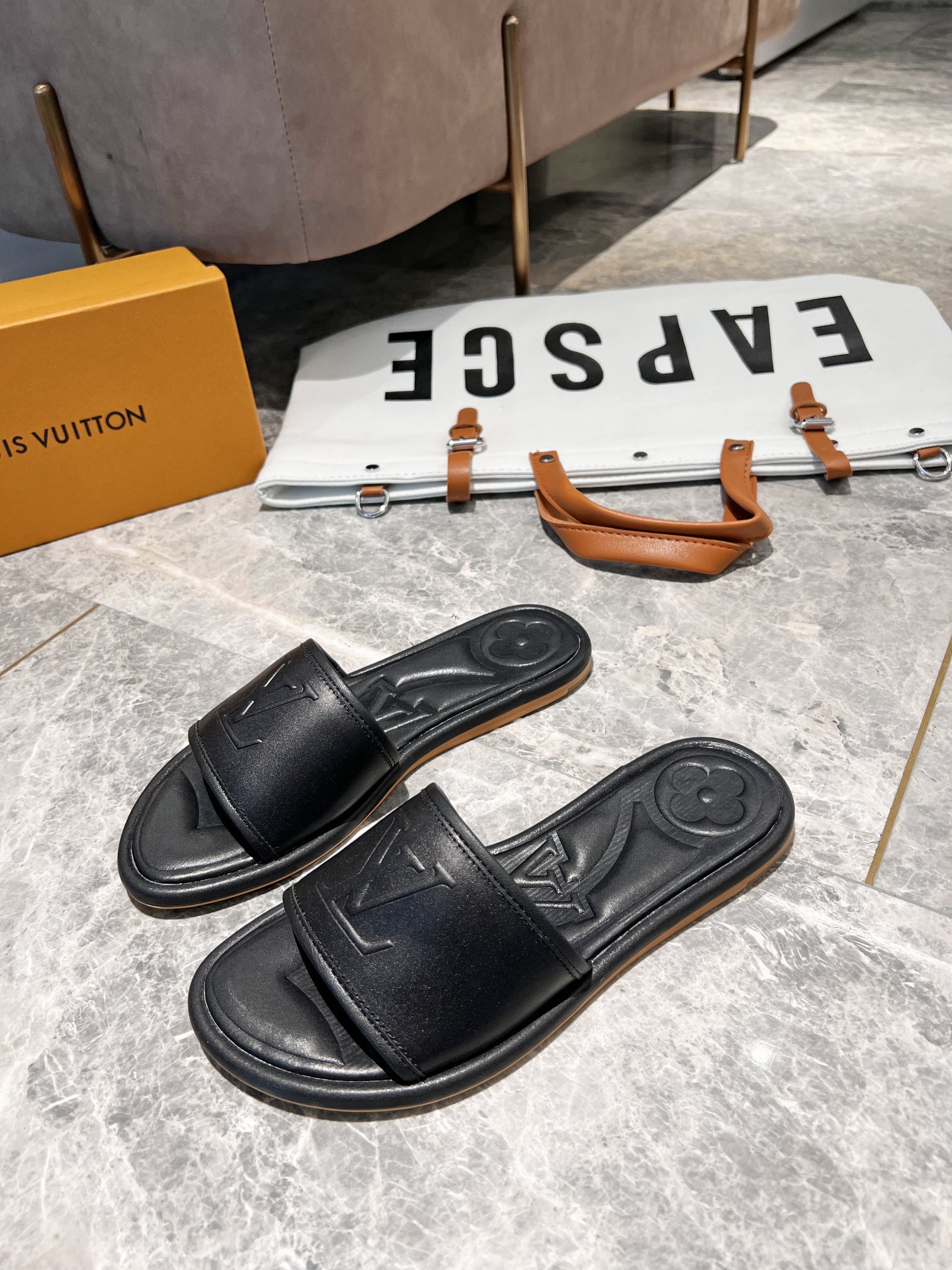 Louis Vuitton Women's Magnetic Flat Mule Black For Women LV 1AA1LT - Soul Replicas