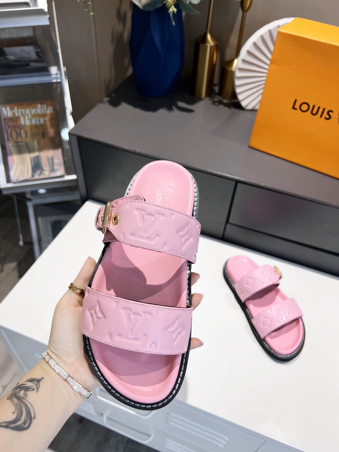 Louis Vuitton Women's Bom Dia Flat Mule Pink For Women LV - Soul Replicas