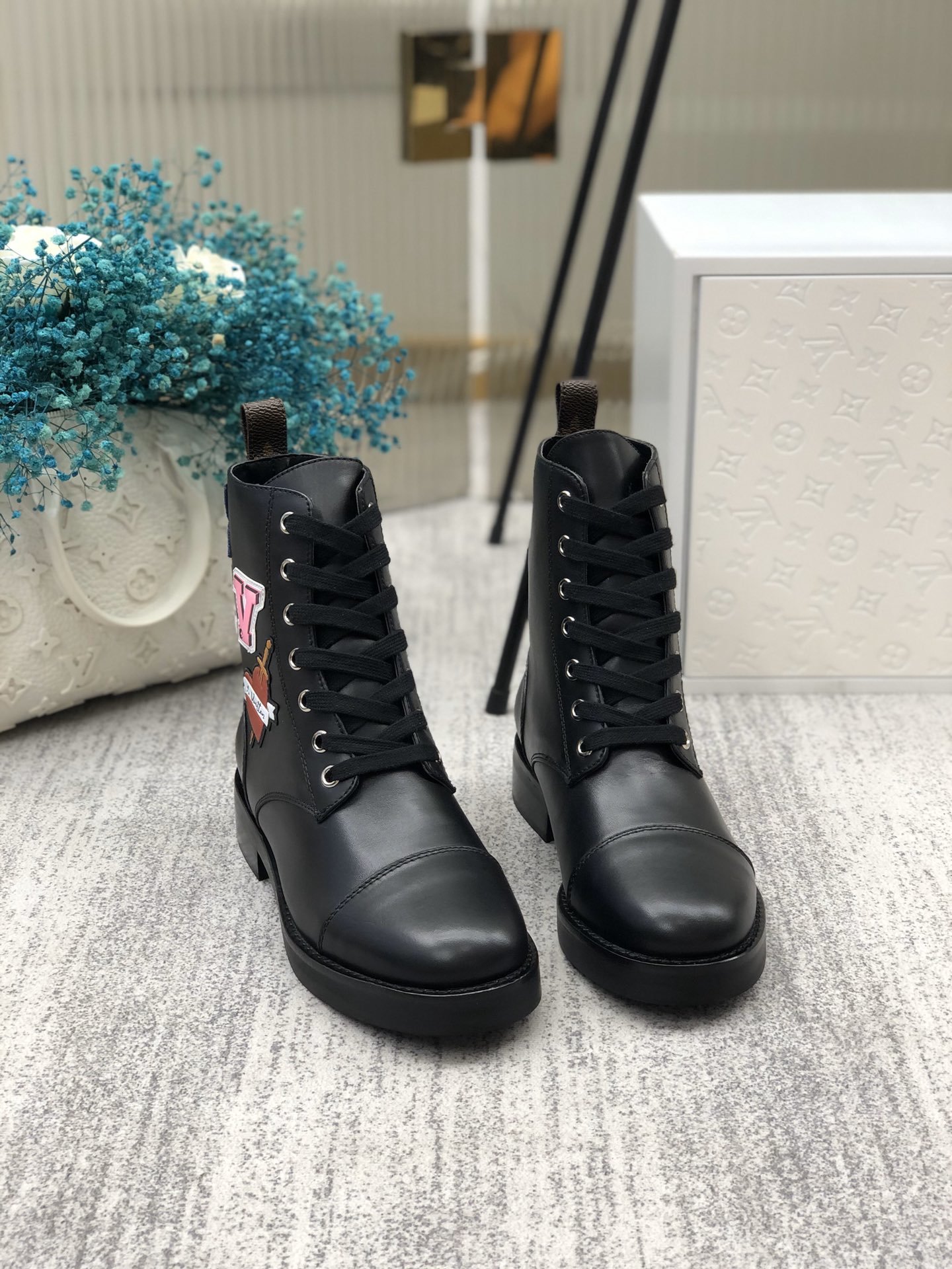 Louis Vuitton Wonderland Ranger Black For Women LV - Soul Replicas