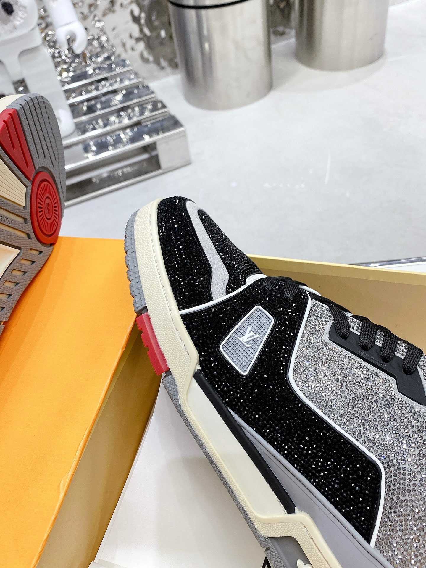 Louis Vuitton Women's LV Trainers Black For Women LV - Soul Replicas