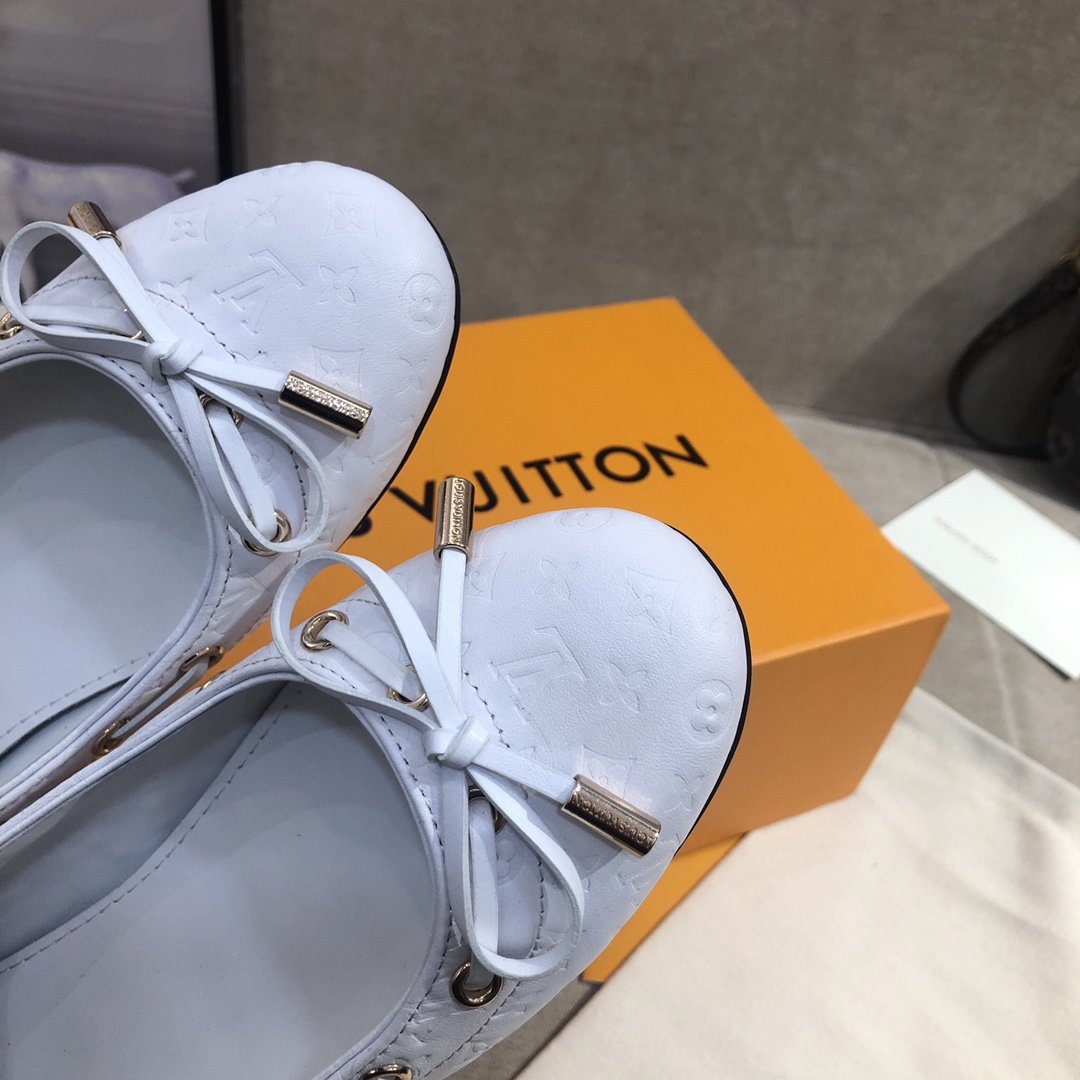 Louis Vuitton Gloria Flat Loafer White For Women LV - Soul Replicas
