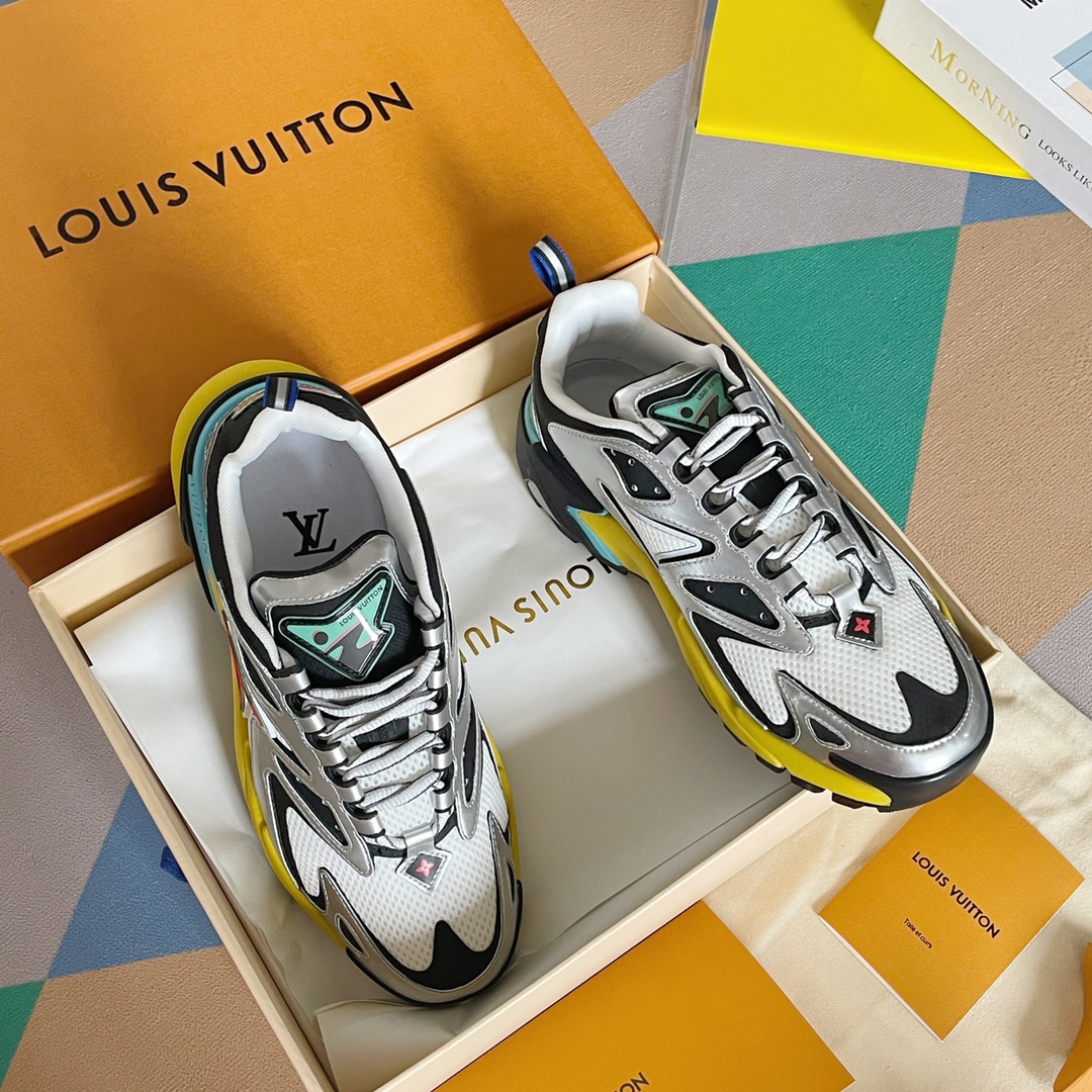 Louis Vuitton Women's LV Runner Tatic Sneaker Sliver For Women LV - Soul Replicas
