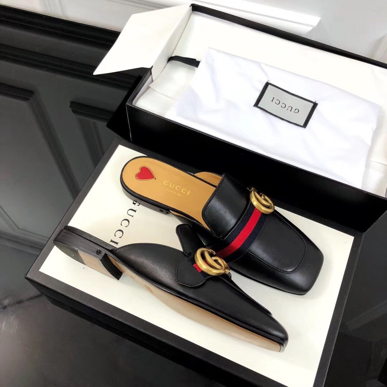 Gucci Peyton Slippers Black For Women Gucci ‎‎423694 DKHC0 1061 - Soul Replicas