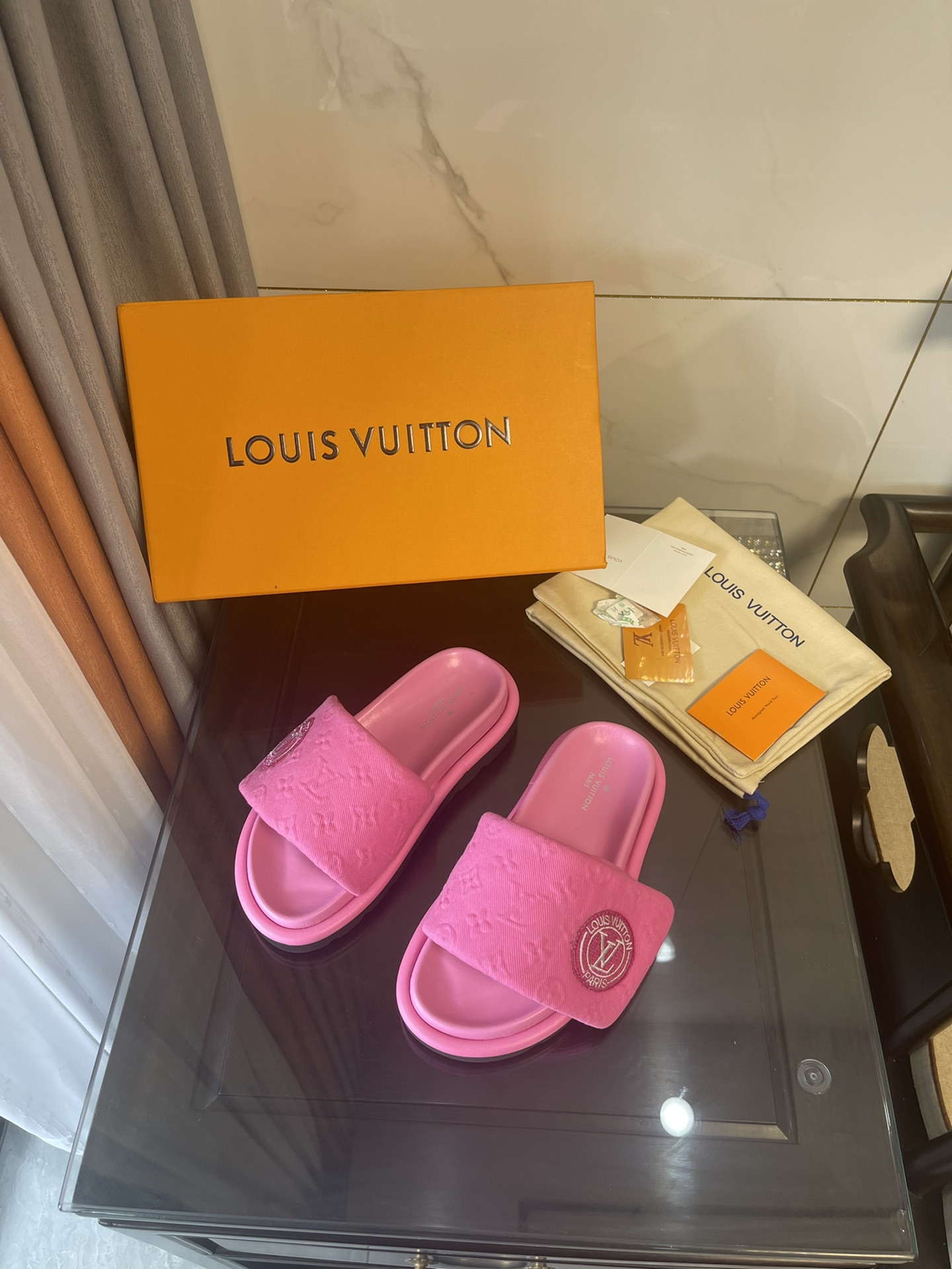 Louis Vuitton Women's Pool Pillow Comfort Flat Mule Pink For Women LV - Soul Replicas