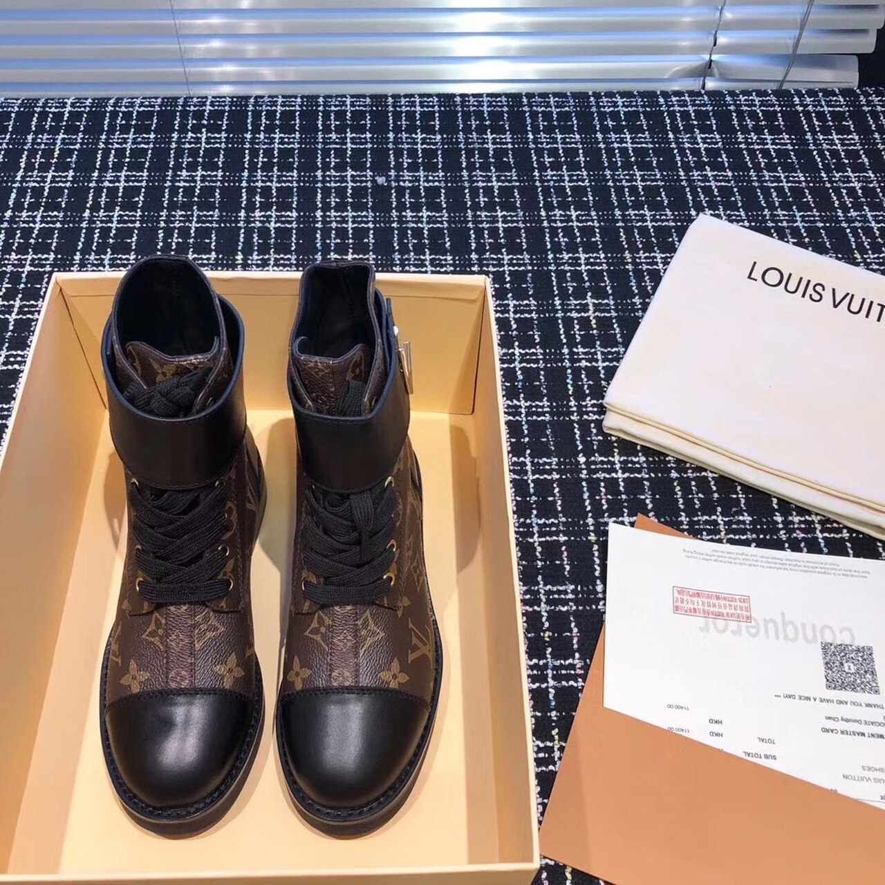 Louis Vuitton Wonderland Flat Ranger Monogram Canvas/Calfskin Leather Fall/Winter Collection Black/Brown - Soul Replicas