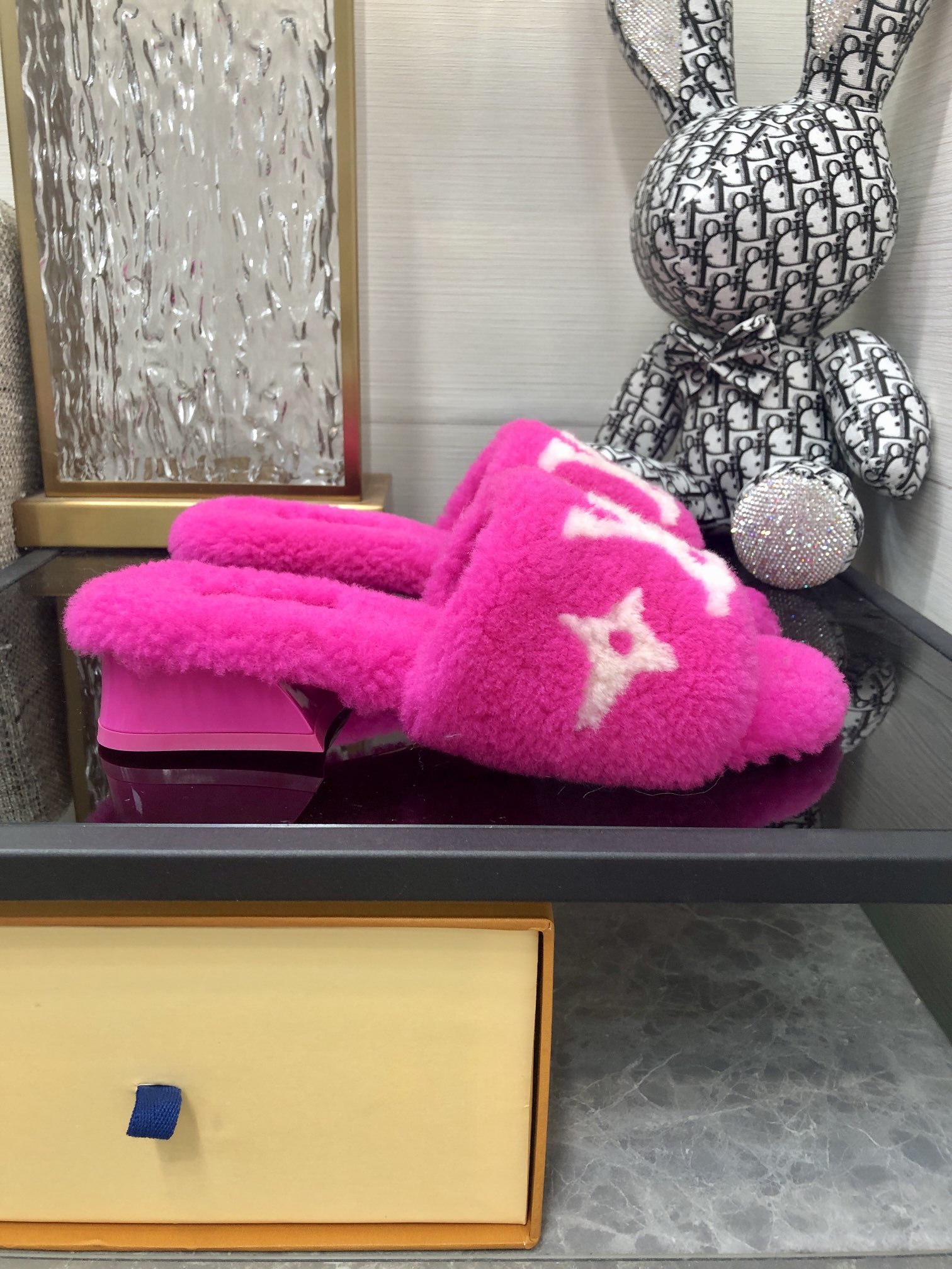 Louis Vuitton Women's Magnetic Mule Fuchsia Pink For Women LV 1AA1R5 - Soul Replicas