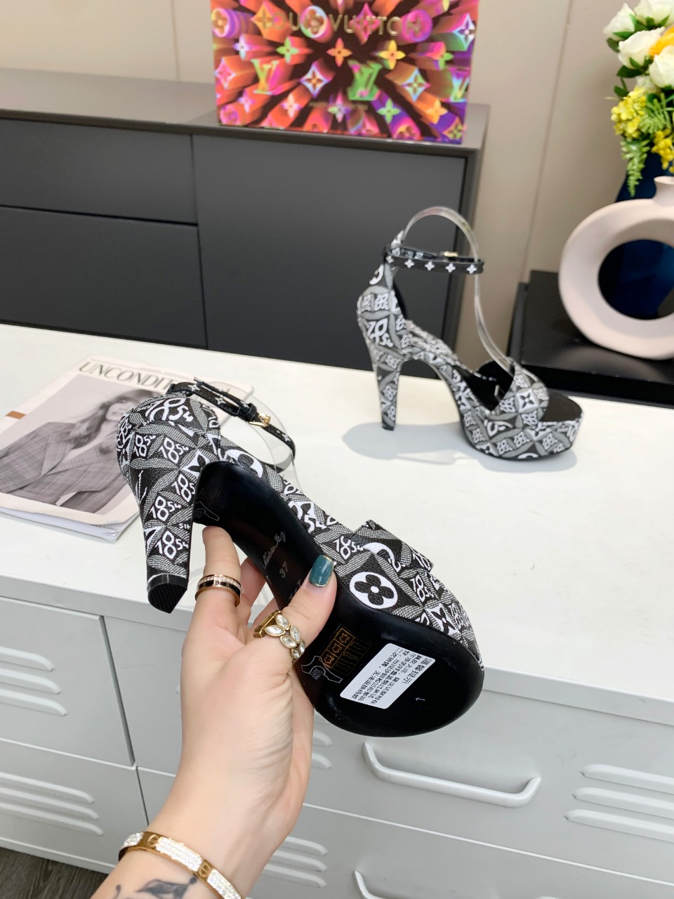 Louis Vuitton Women's Afterglow Platform Sandal Black For Women LV - Soul Replicas