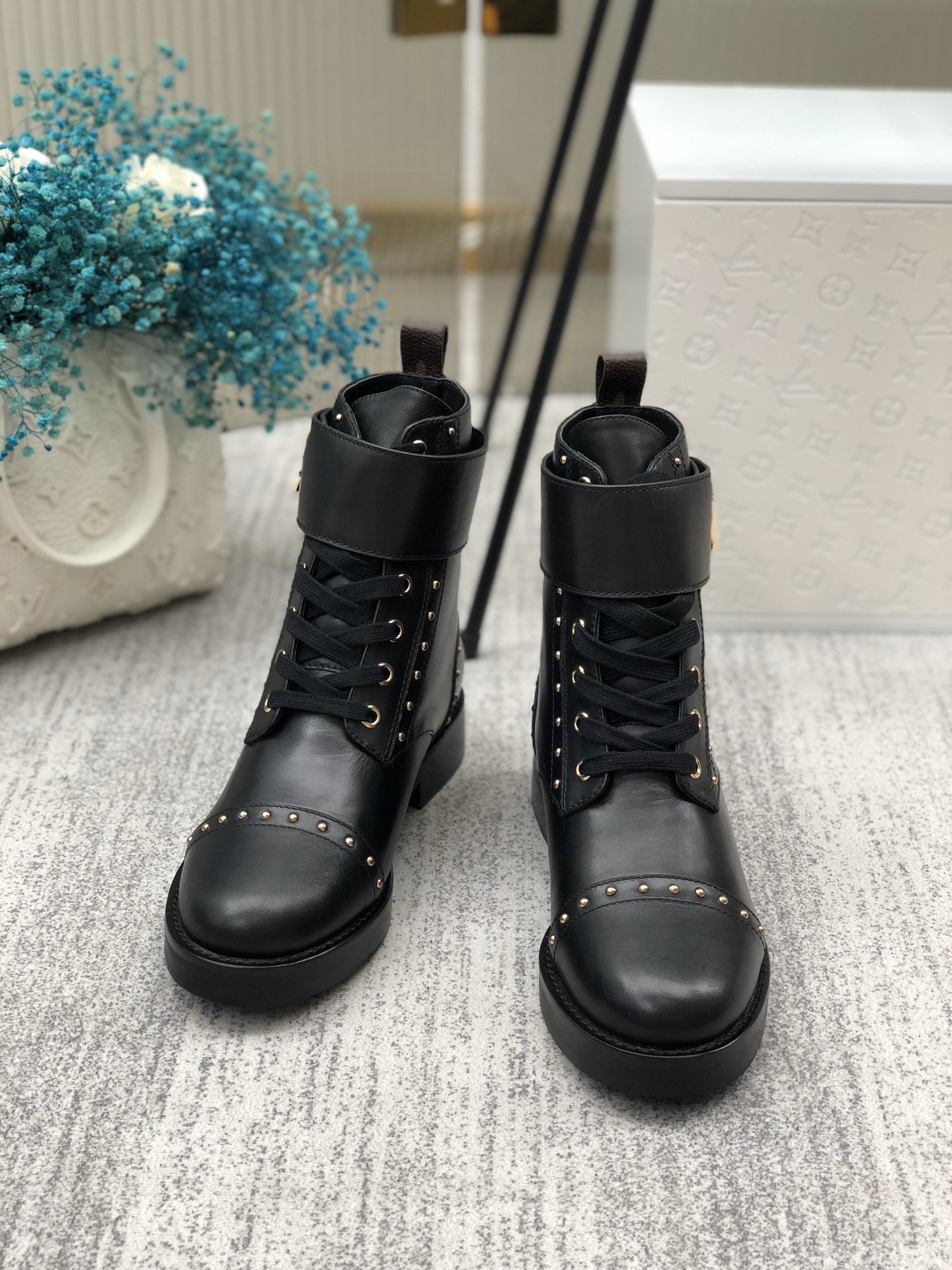 Louis Vuitton Wonderland Ranger Black For Women LV - Soul Replicas