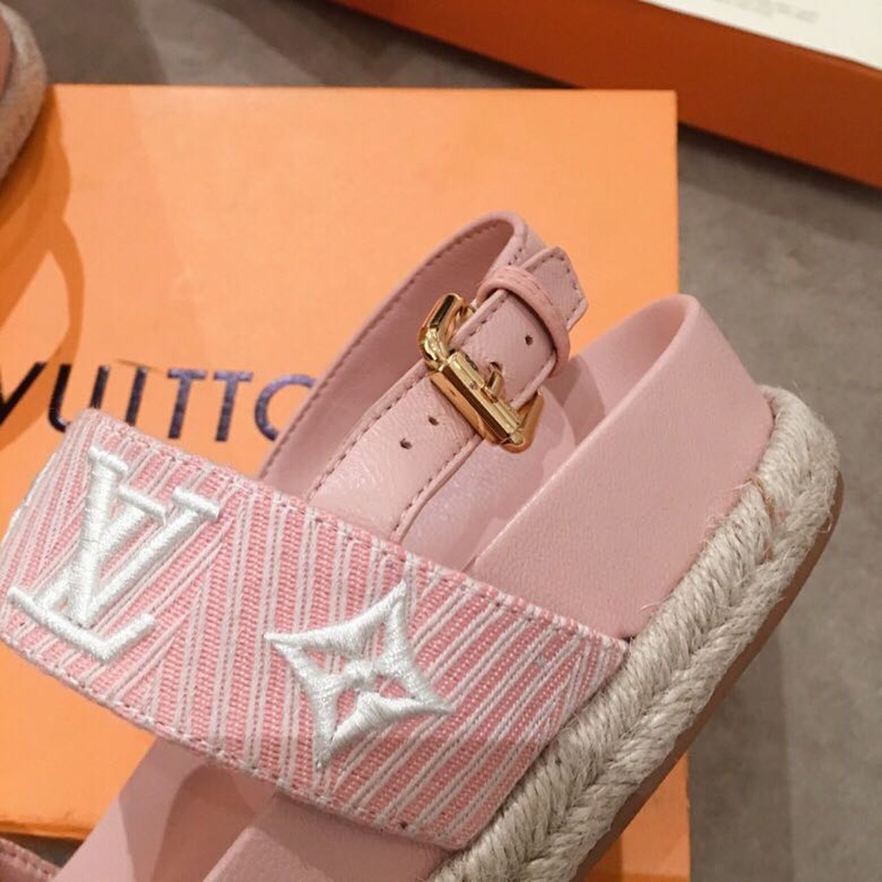 Louis Vuitton Casual Sandals Monogram Reverse Canvas Spring/Summer Collection Light Pink - Soul Replicas