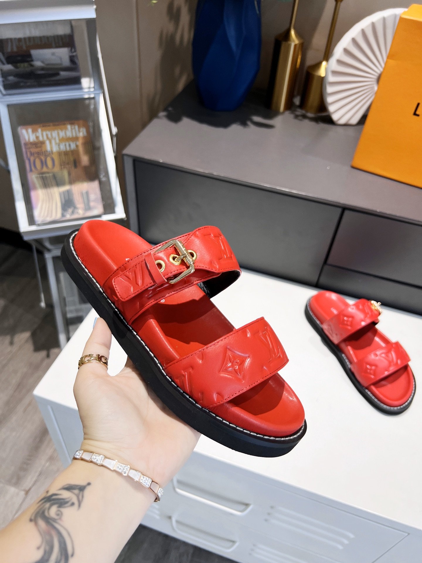 Louis Vuitton Women's Bom Dia Flat Mule Red For Women LV - Soul Replicas