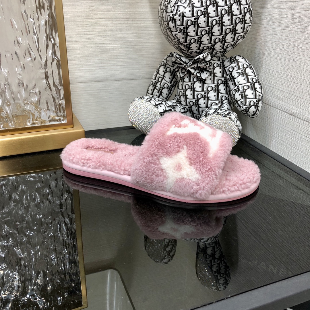 Louis Vuitton Women's Magnetic Flat Mule Light Pink For Women LV 1AA1UH - Soul Replicas