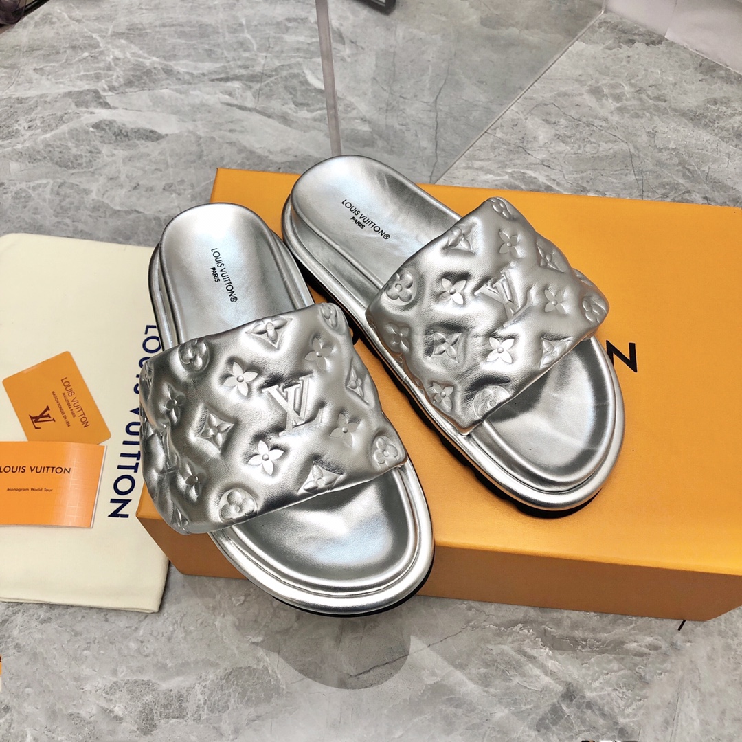 Louis Vuitton Women's Pool Pillow Flat Comfort Mule Sliver For Women LV 1AACEM - Soul Replicas