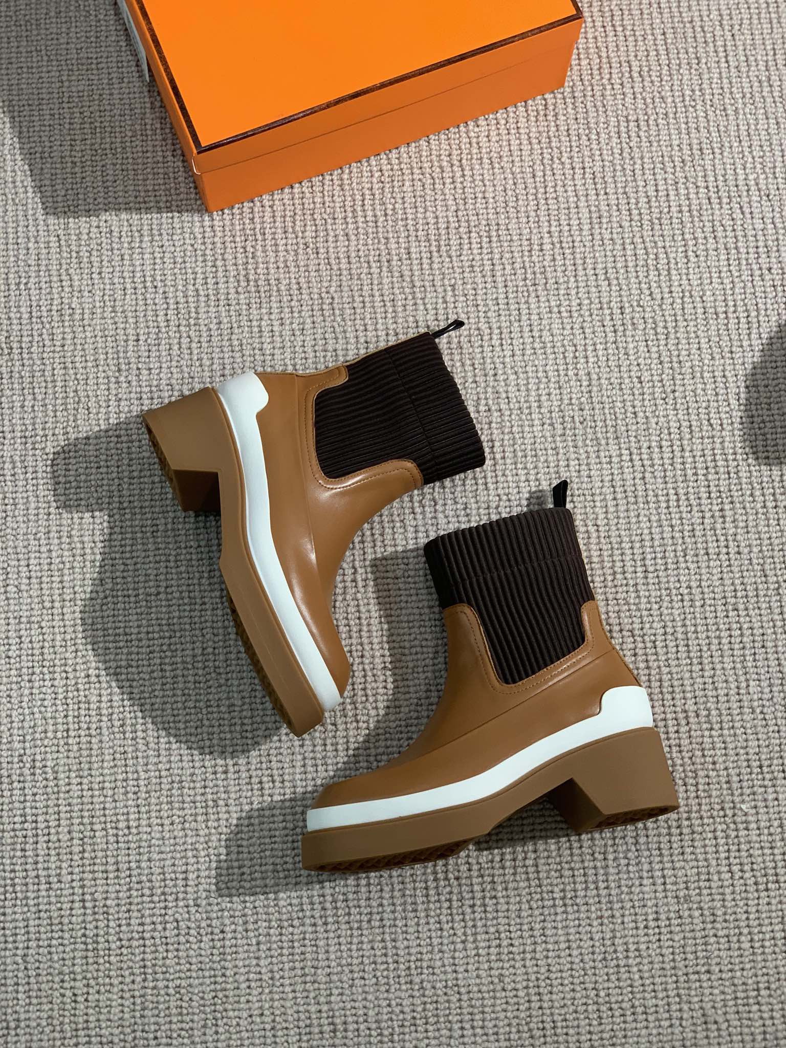 Hermes  Side Gore Boots Brown For Women 1.6in/4cm - Soul Replicas