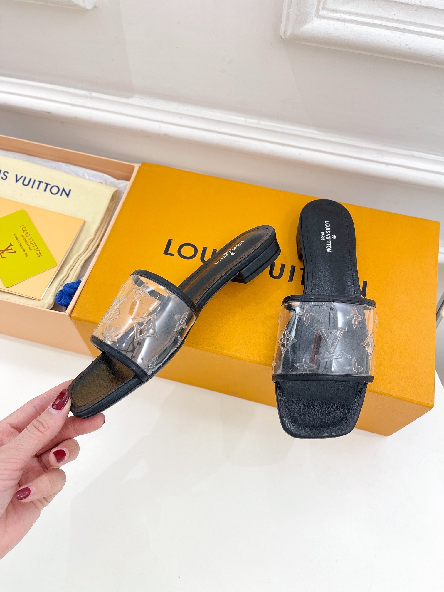 Louis Vuitton Women's Revival Flat Mule Black For Women LV - Soul Replicas