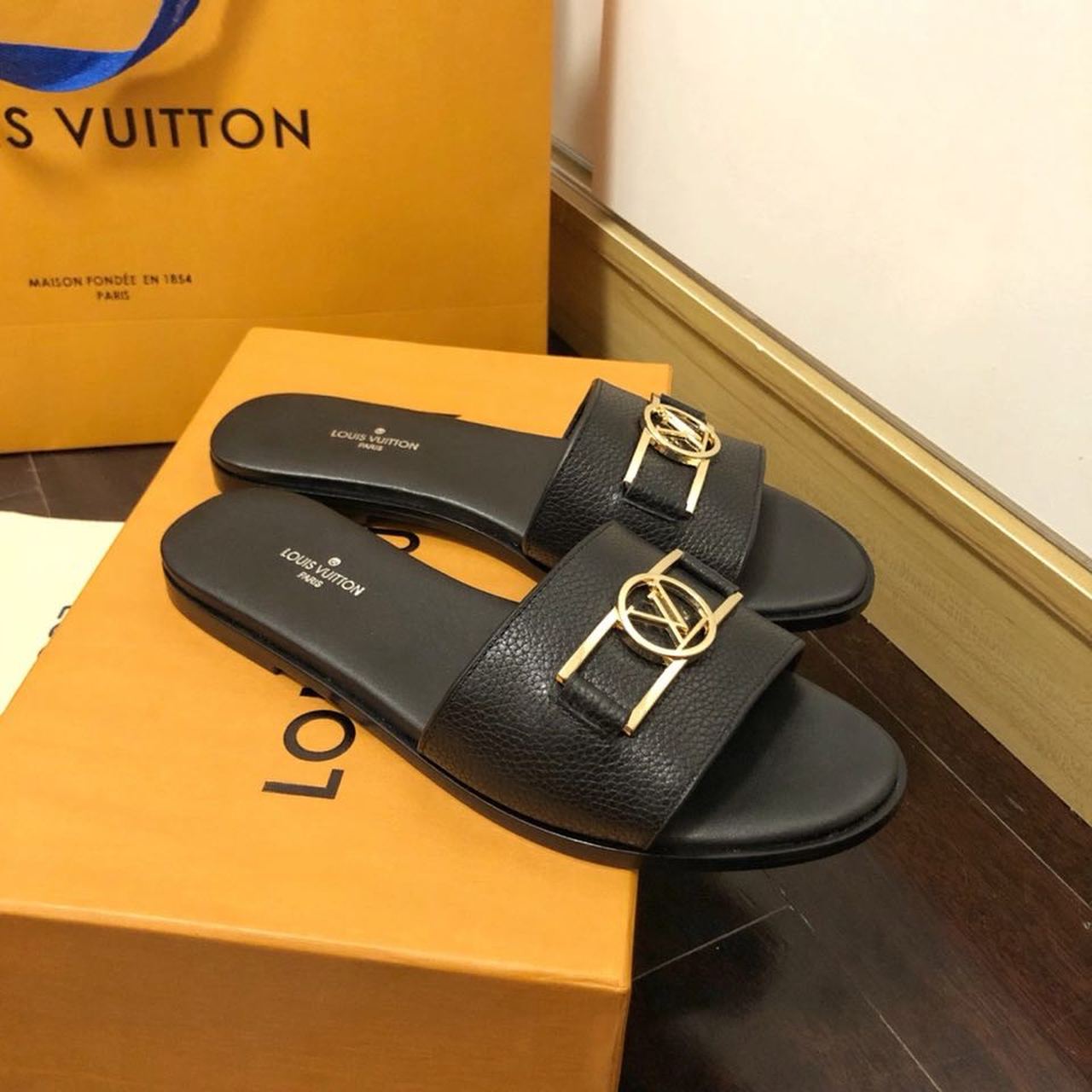 Louis Vuitton Lock It Flat Mule Black For Women LV 1A64YT - Soul Replicas