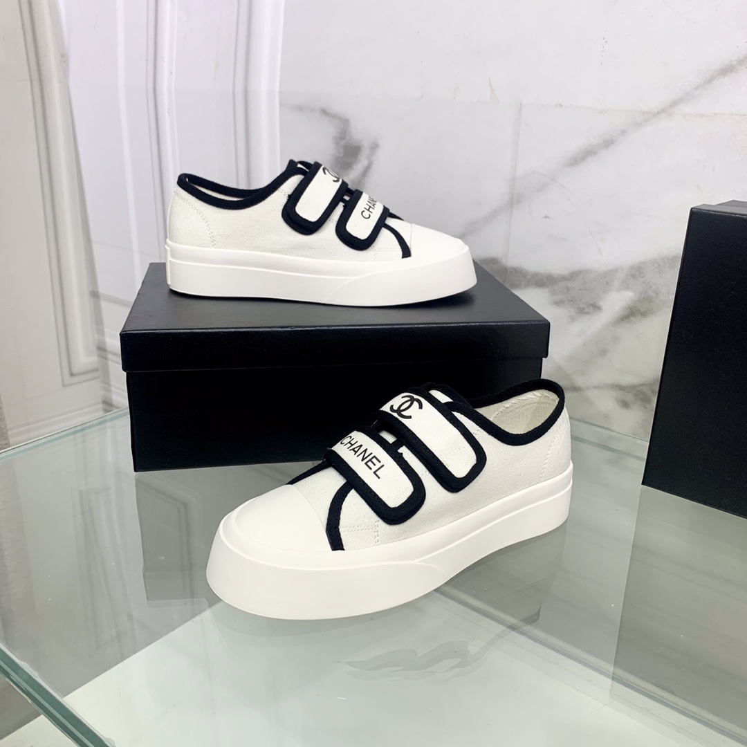 Chanel Women's ChanelVelcro Sneaker White And Black For Women - Soul Replicas
