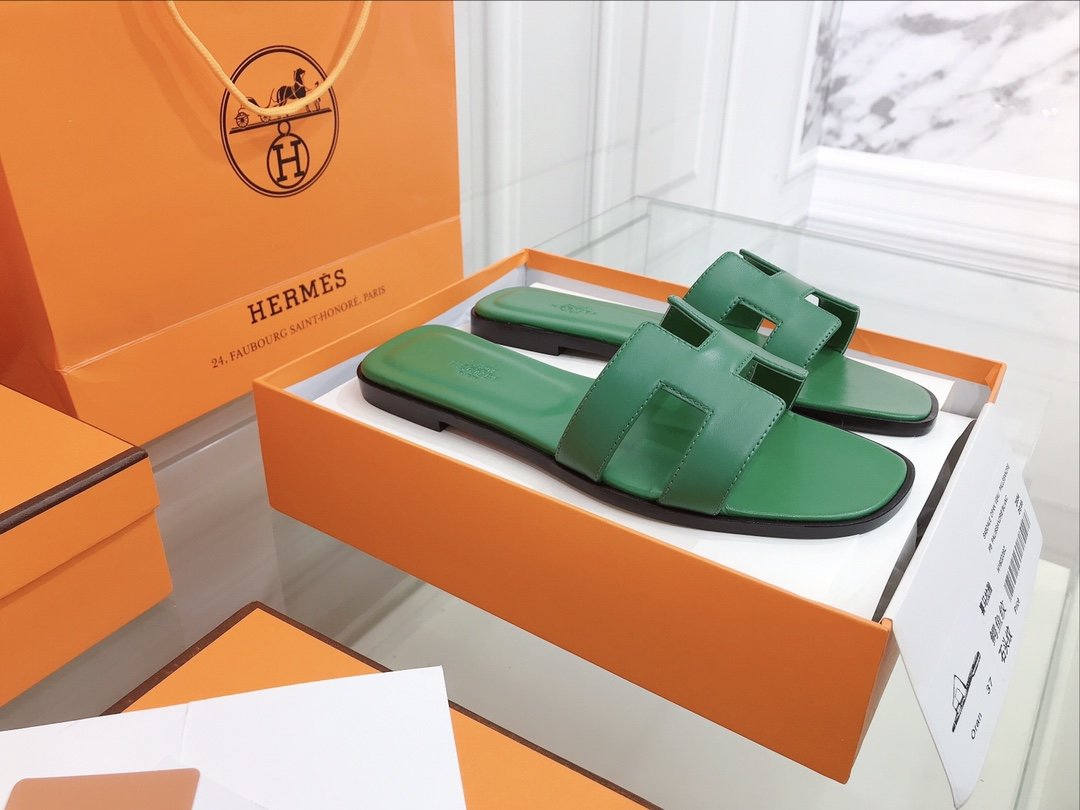 Hermes  Oran Sandal Green For Women - Soul Replicas