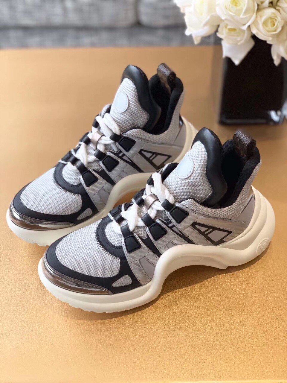 Louis Vuitton LV Archlight Sneaker Monogram Material White/Black For Women LV - Soul Replicas