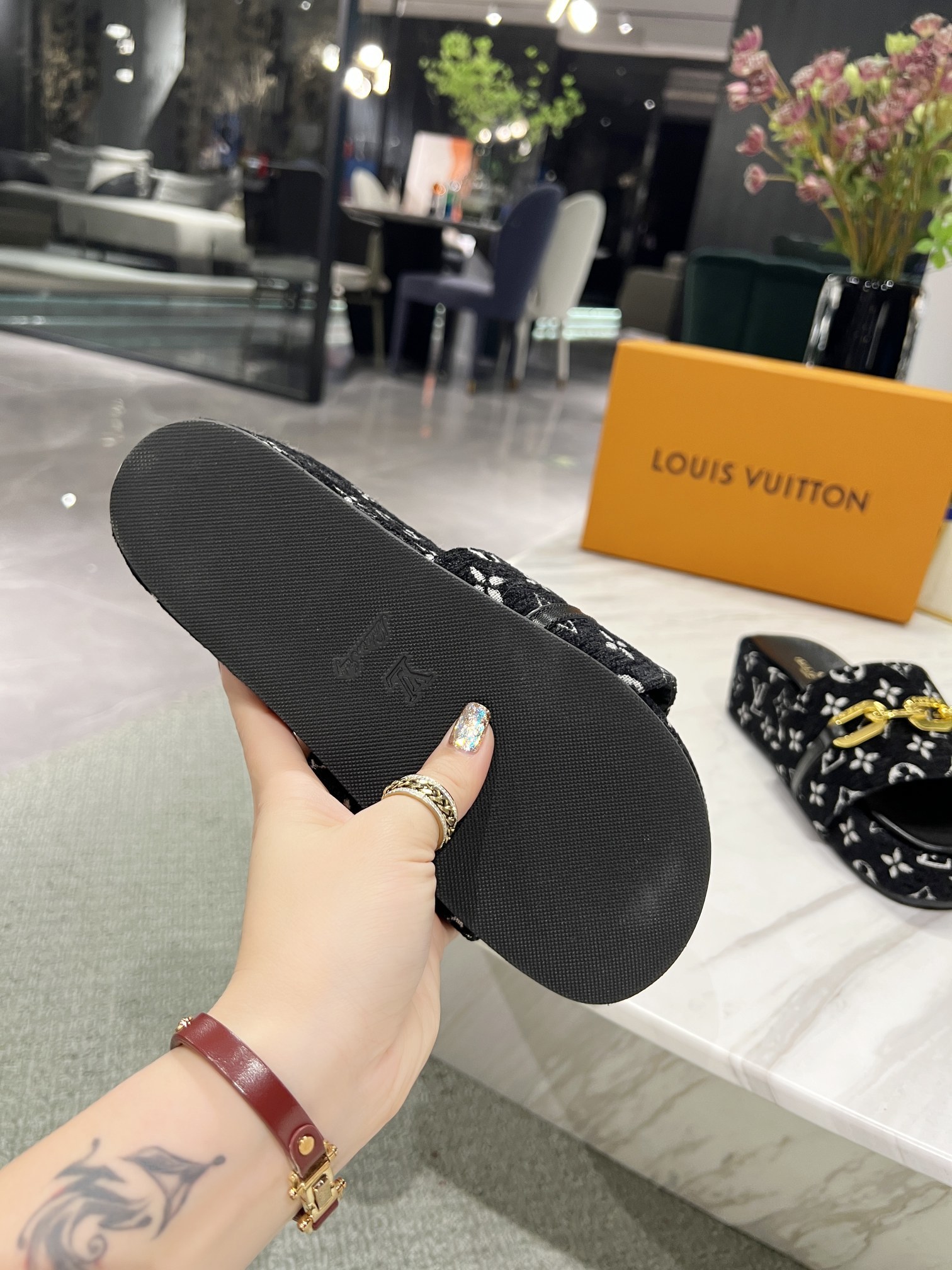 Louis Vuitton Jumbo Flatform Mule Black For Women LV - Soul Replicas