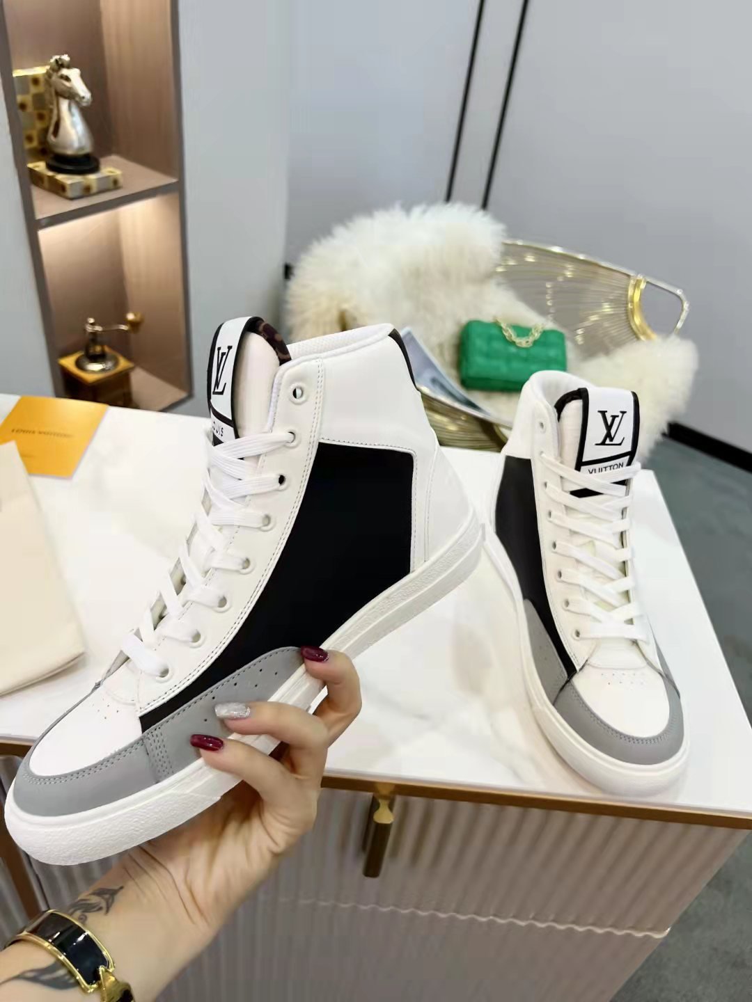 Louis Vuitton Charlie Sneaker Boot Mix Of Recycled And Bio Based Materials White For Women LV 1A9RYU - Soul Replicas