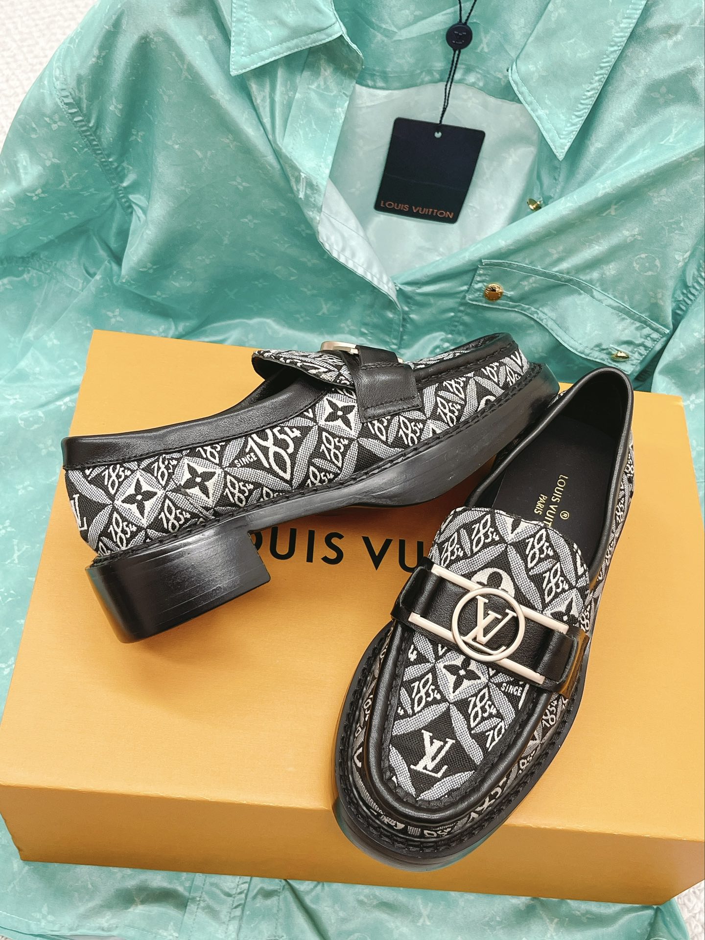 Louis Vuitton Women's Academy Loafer Black And White For Women LV - Soul Replicas