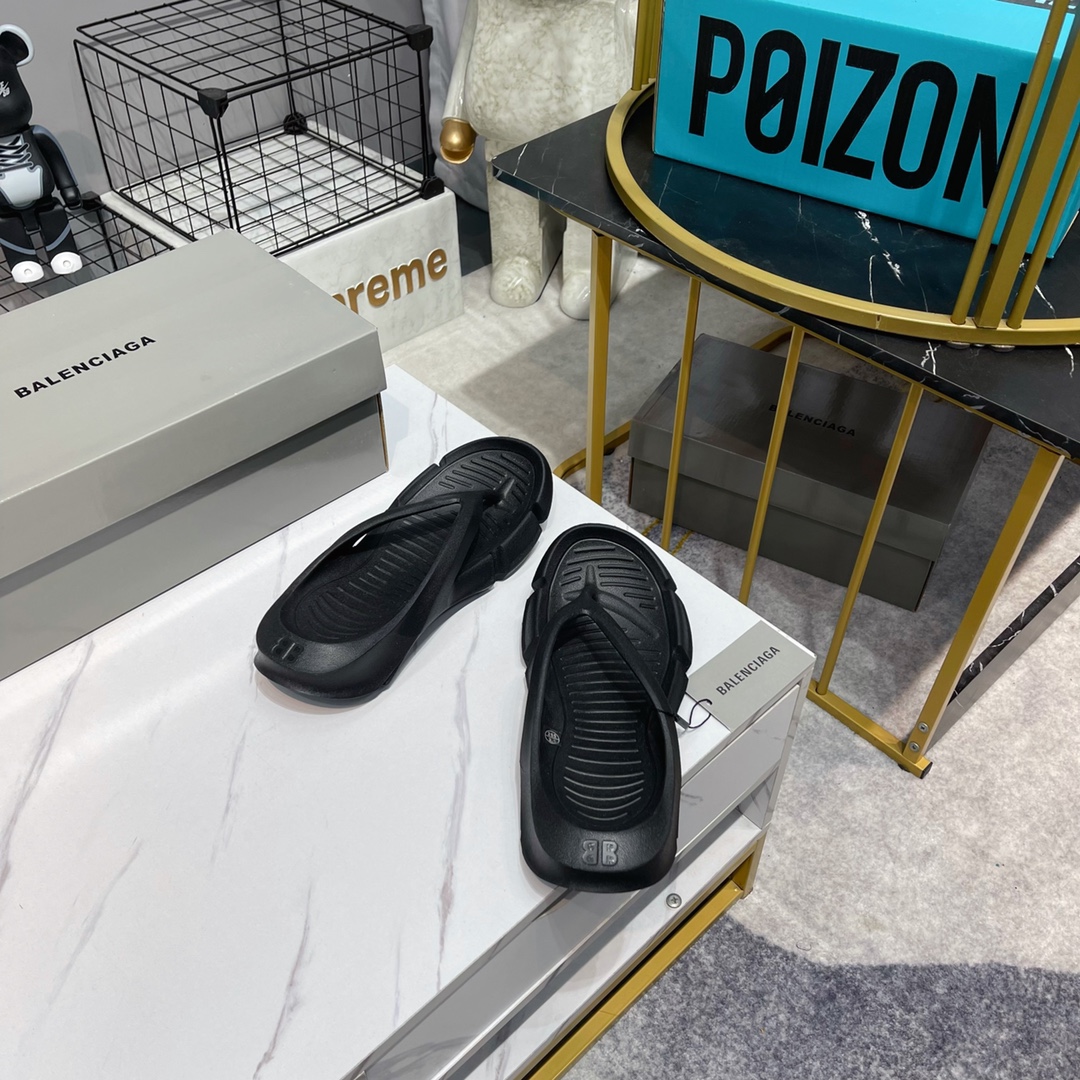 Balenciaga Slide Sandal Black For Women - Soul Replicas