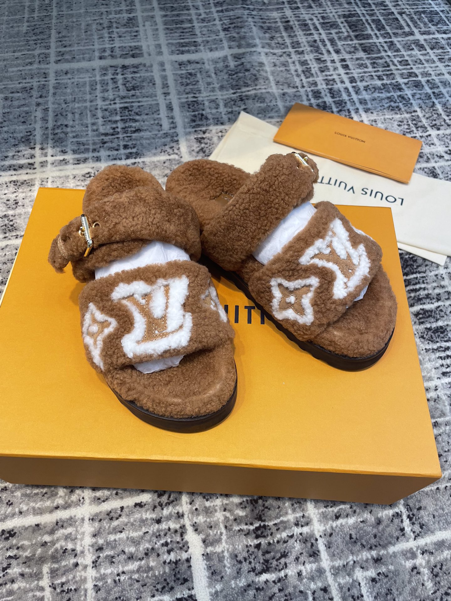 Louis Vuitton Women's Paseo Flat Comfort Mule Cognac For Women LV 1AACRN - Soul Replicas