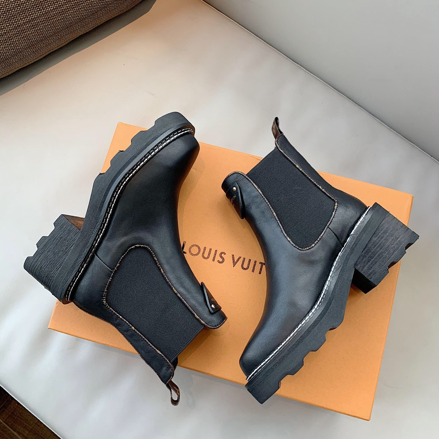 Louis Vuitton Women's LV Beaubourg Ankle Boot Black For Women LV 1A8949 - Soul Replicas