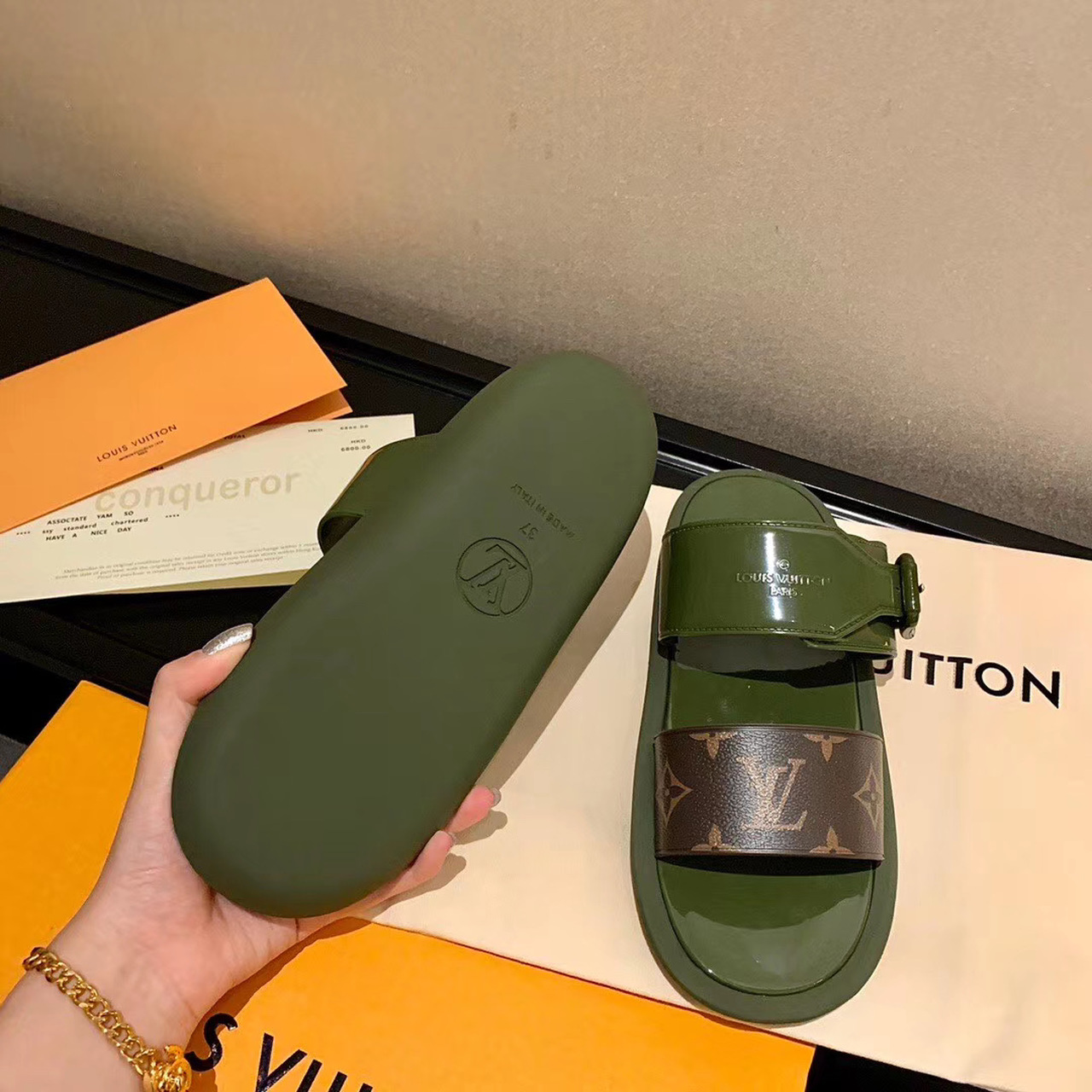 Louis Vuitton Sunbath Flat Mule Shiny Rubber Kaki For Women LV - Soul Replicas